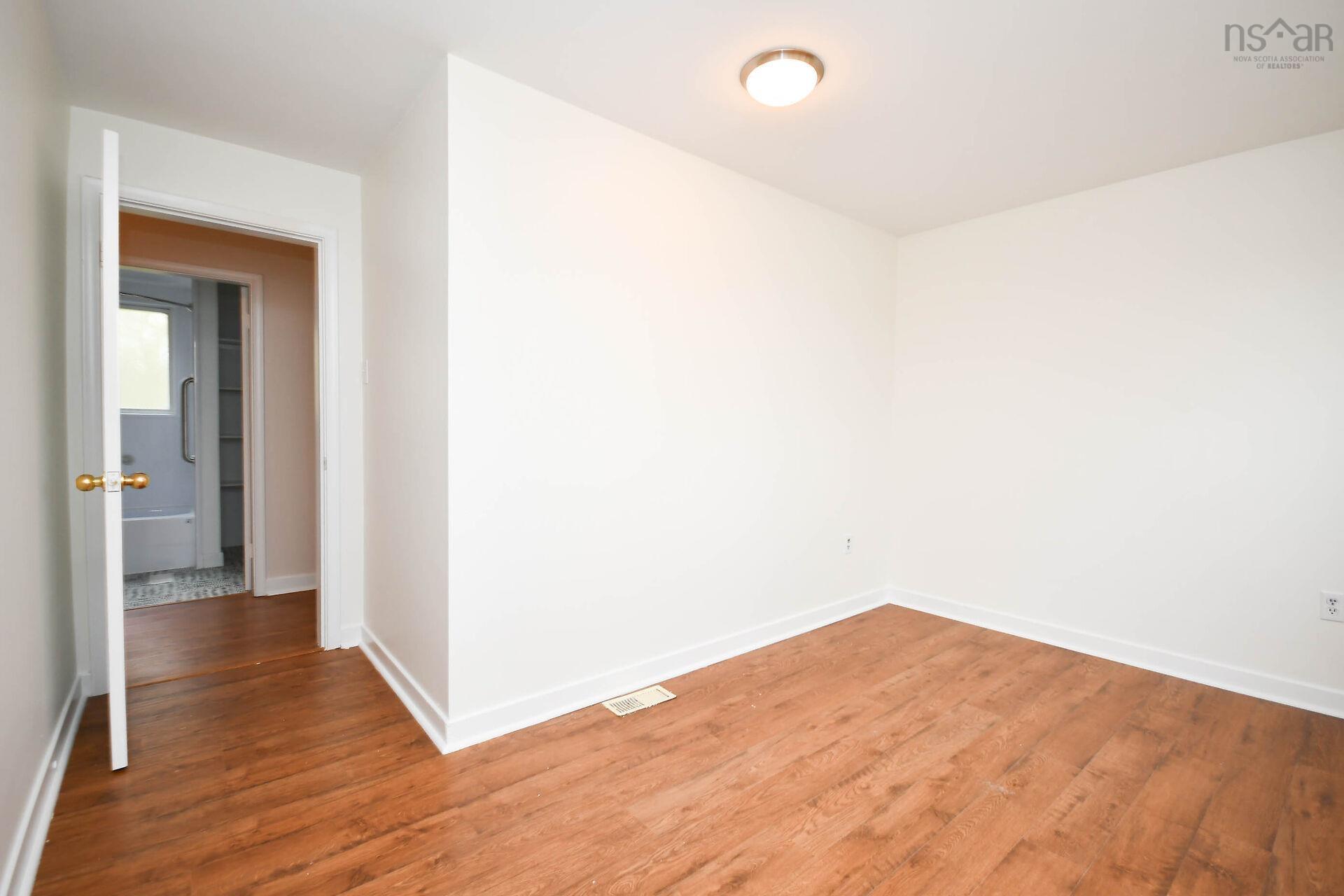 36 Regent Drive, Dartmouth, NS (MLS 202526882)