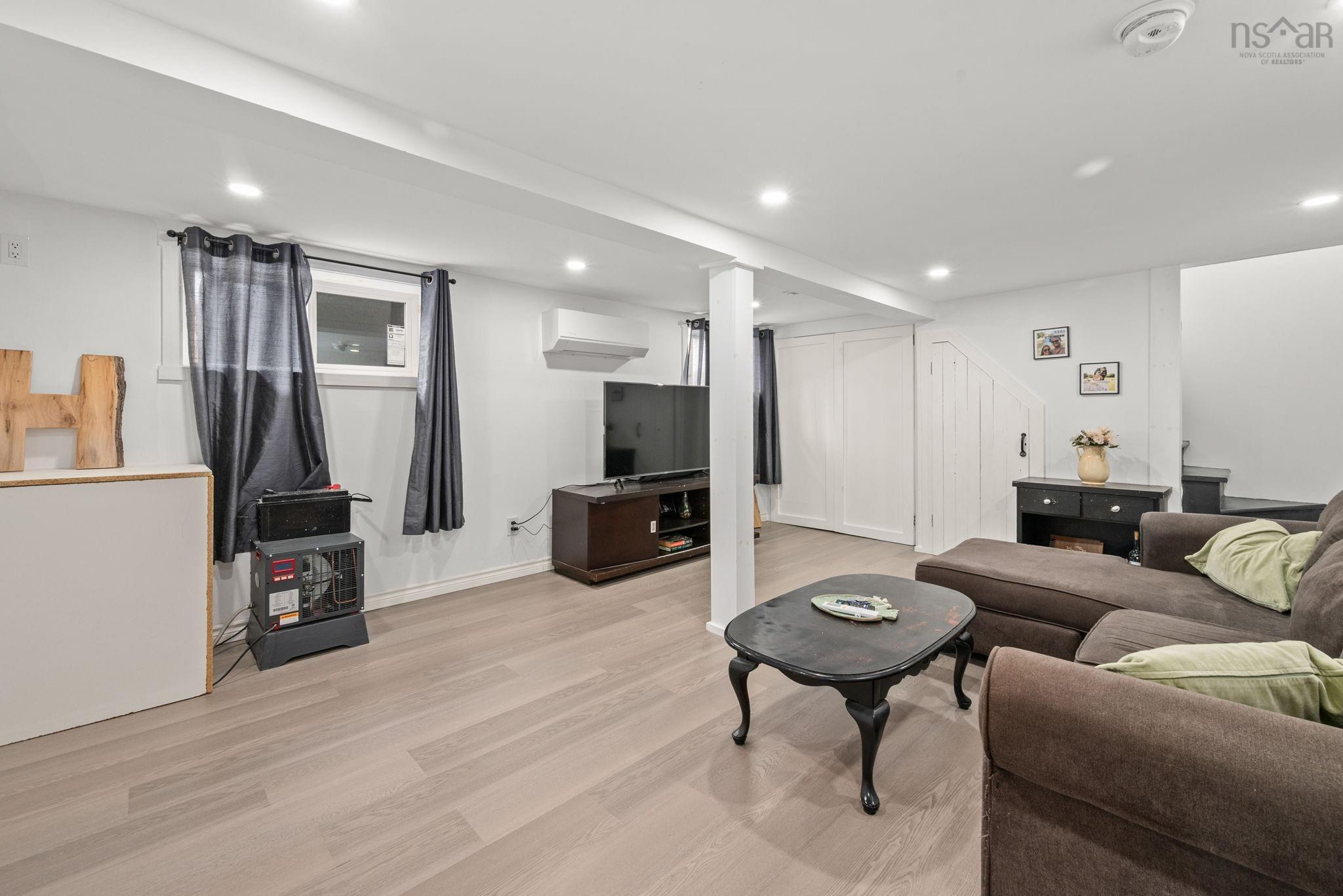 1990 Caldwell Road, Eastern Passage, NS (MLS 202526900)