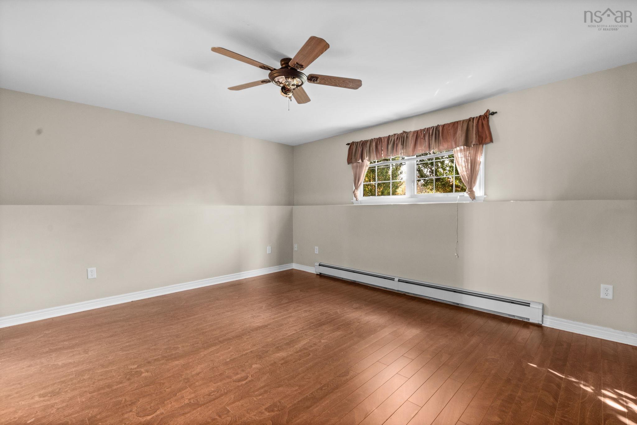 10 Ashgrove Avenue, Cole Harbour, NS (MLS 202526901)