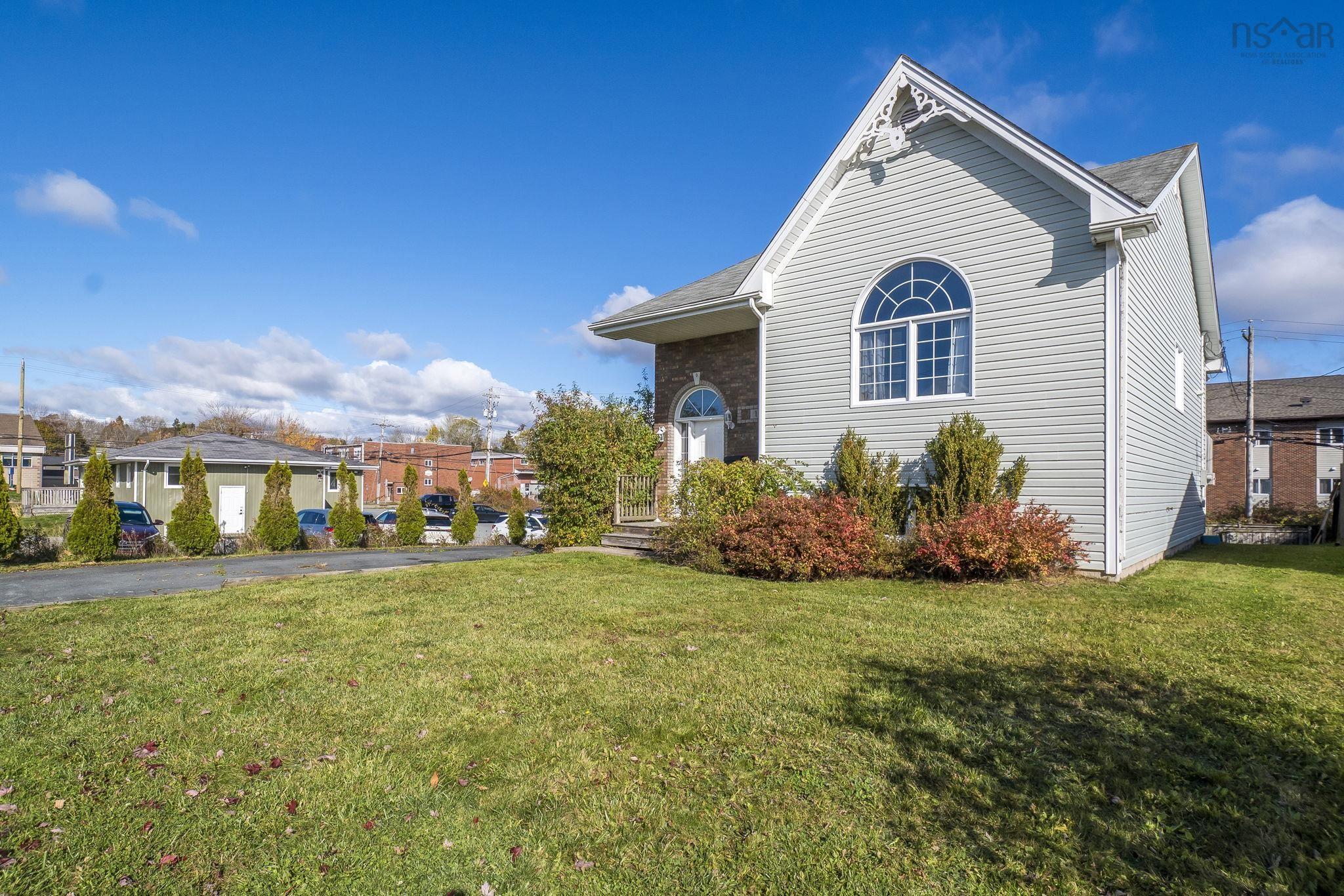 10 Ashgrove Avenue, Cole Harbour, NS (MLS 202526901)