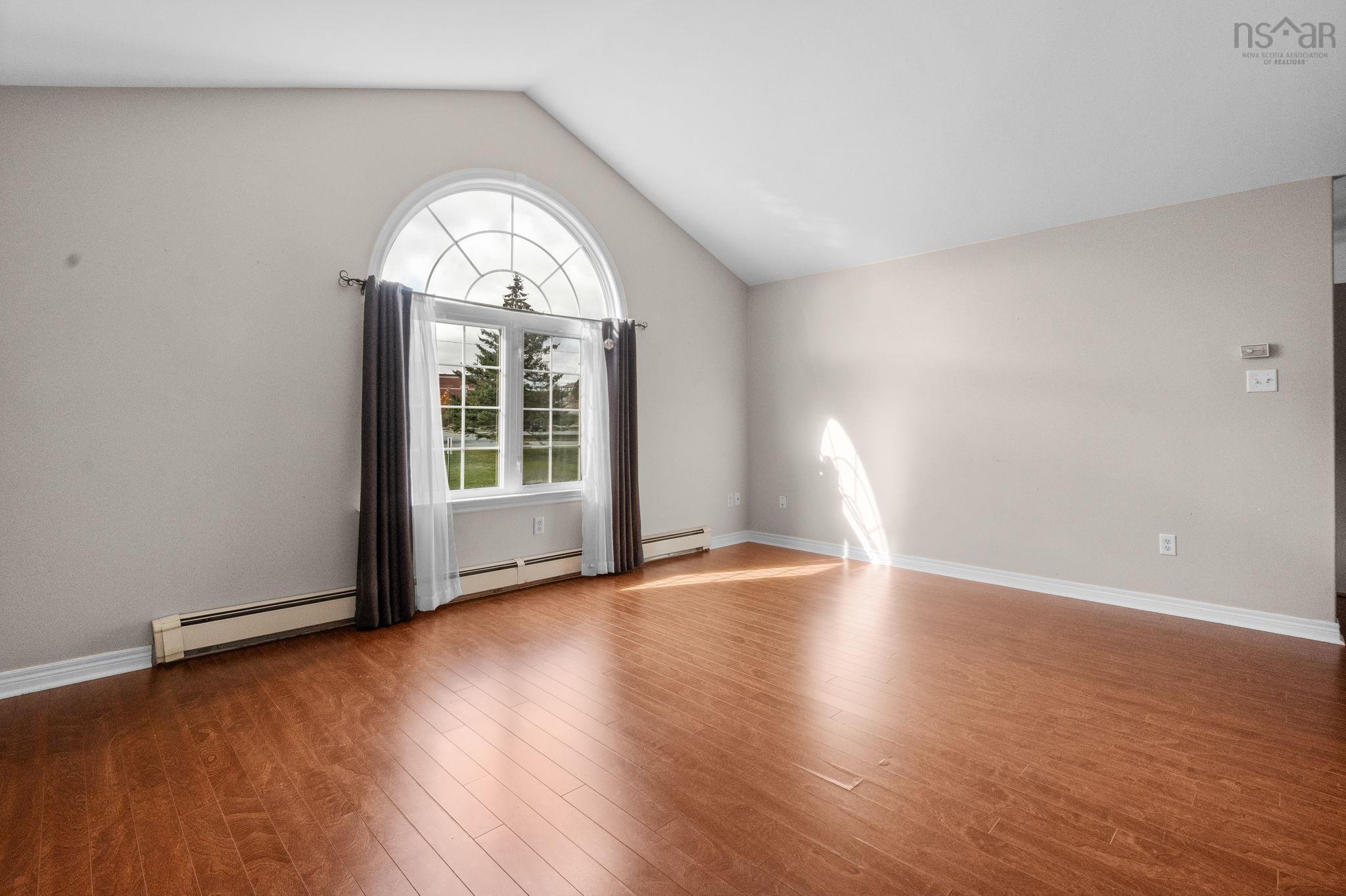 10 Ashgrove Avenue, Cole Harbour, NS (MLS 202526901)