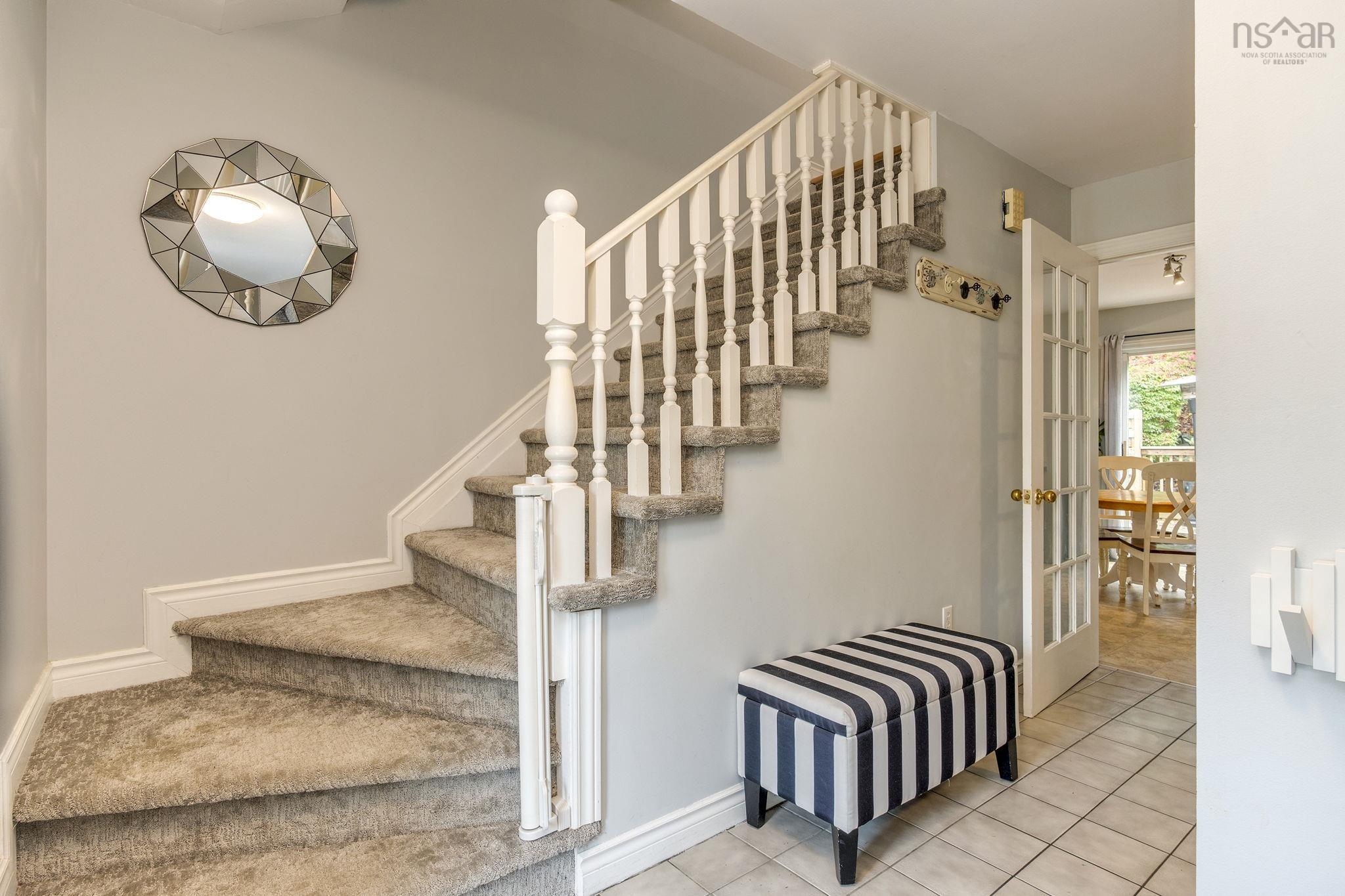 7 Lake Charles Drive, Dartmouth, NS (MLS 202526903)