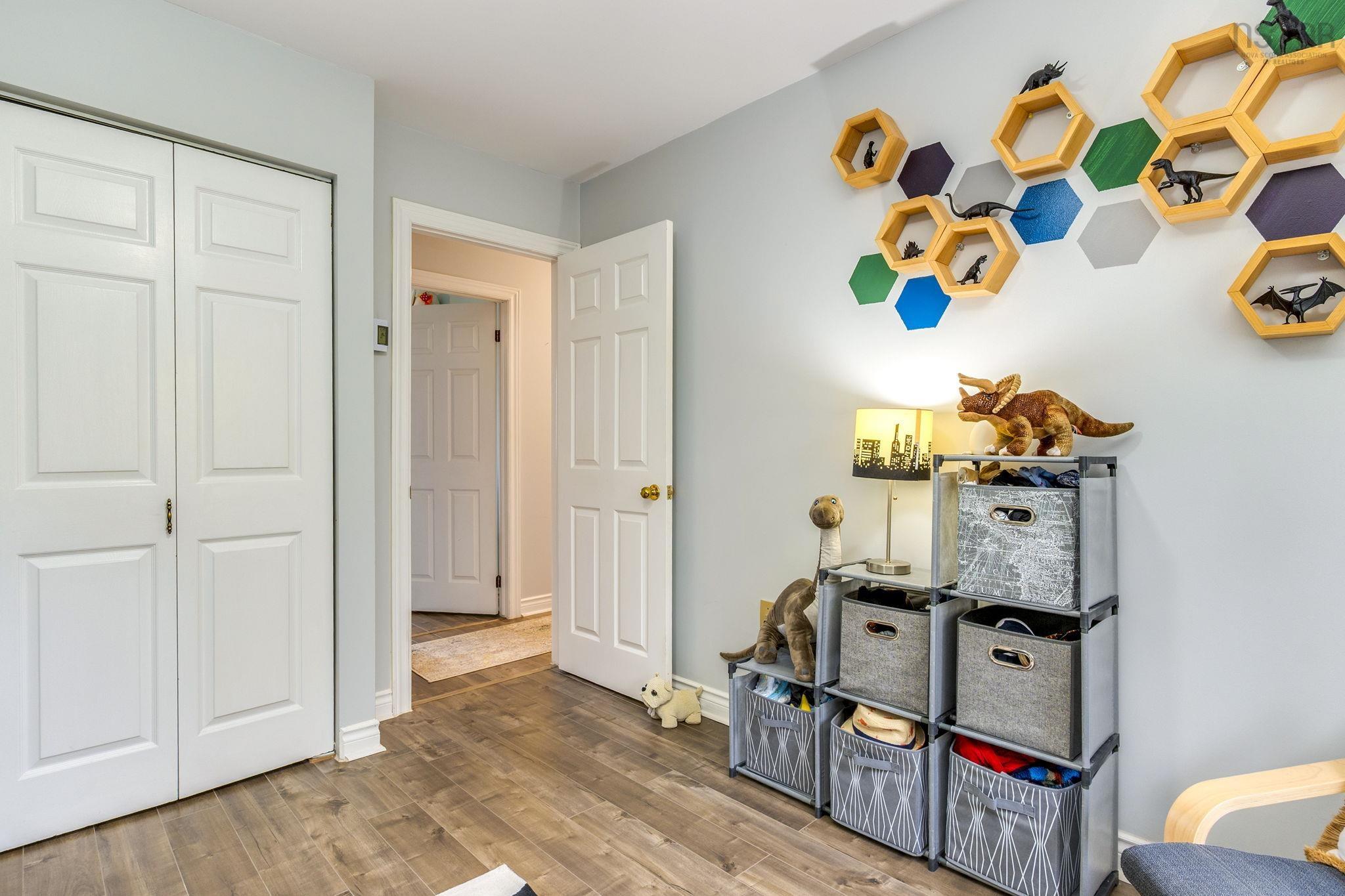 7 Lake Charles Drive, Dartmouth, NS (MLS 202526903)