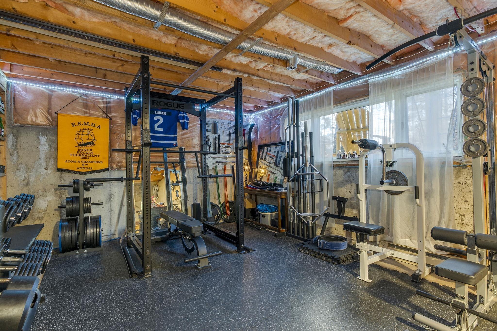 7 Lake Charles Drive, Dartmouth, NS (MLS 202526903)