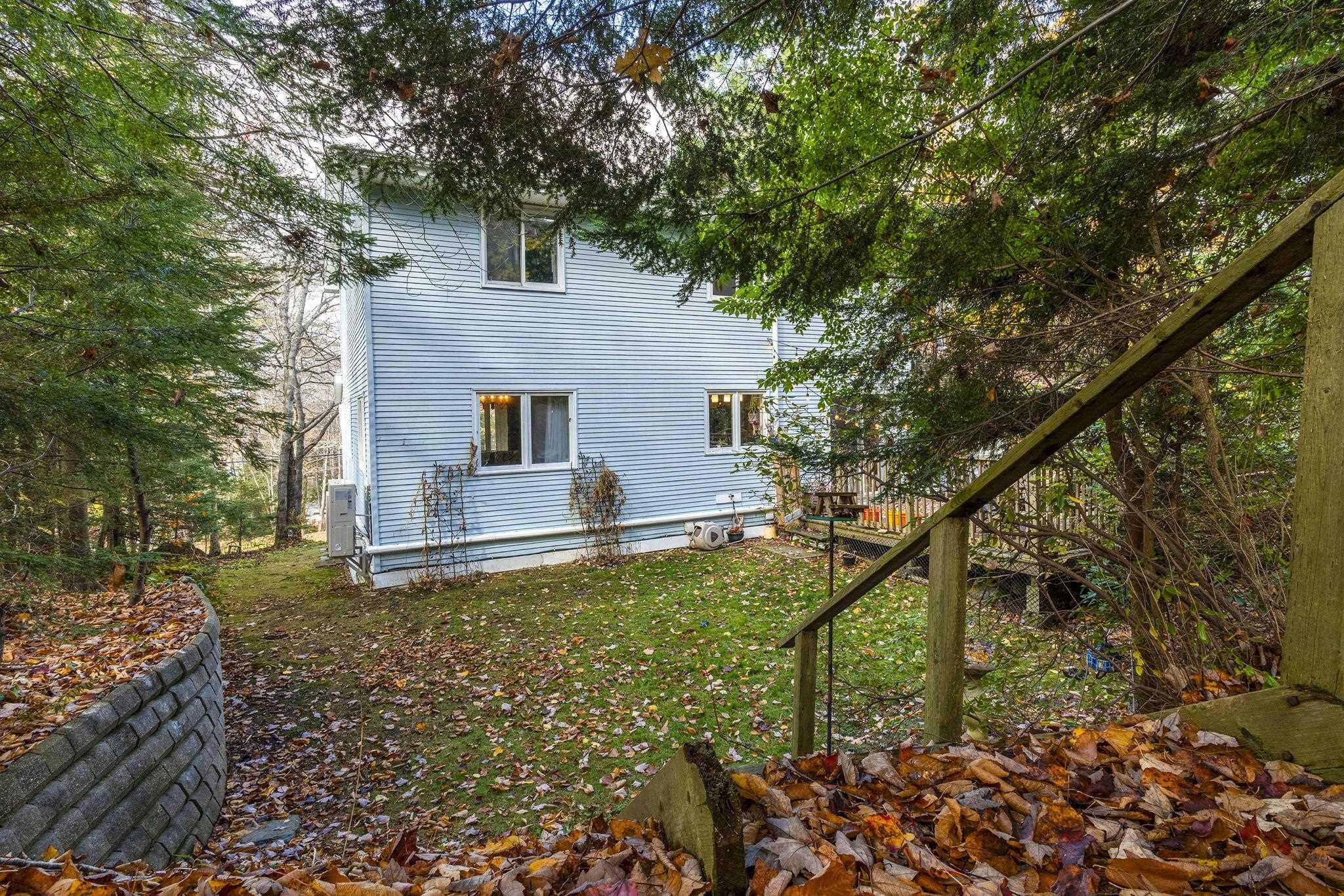 7 Lake Charles Drive, Dartmouth, NS (MLS 202526903)