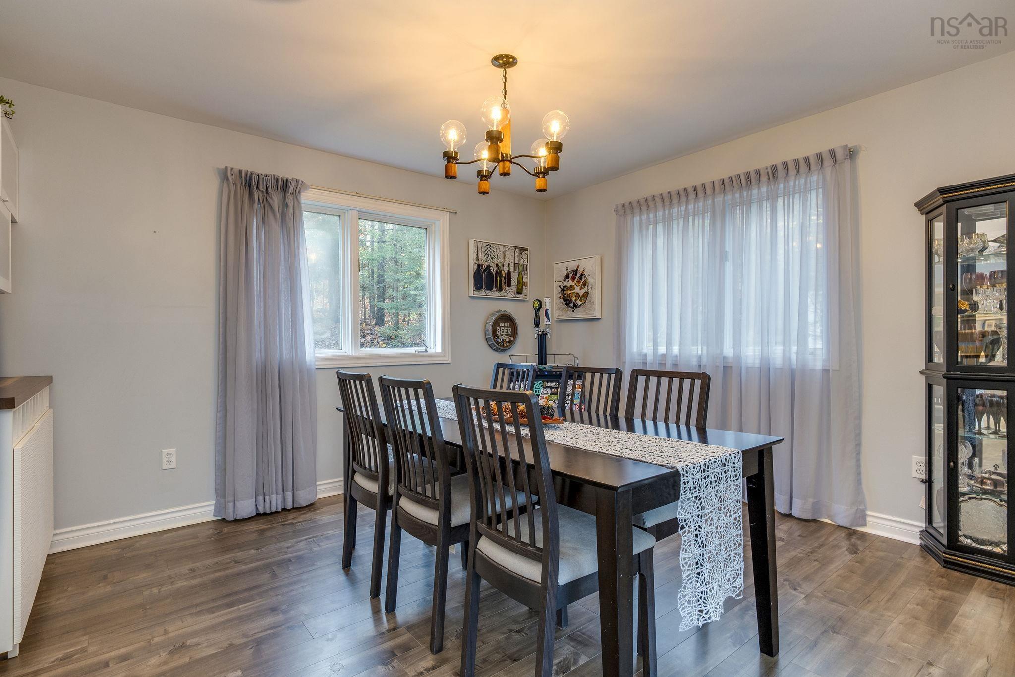 7 Lake Charles Drive, Dartmouth, NS (MLS 202526903)