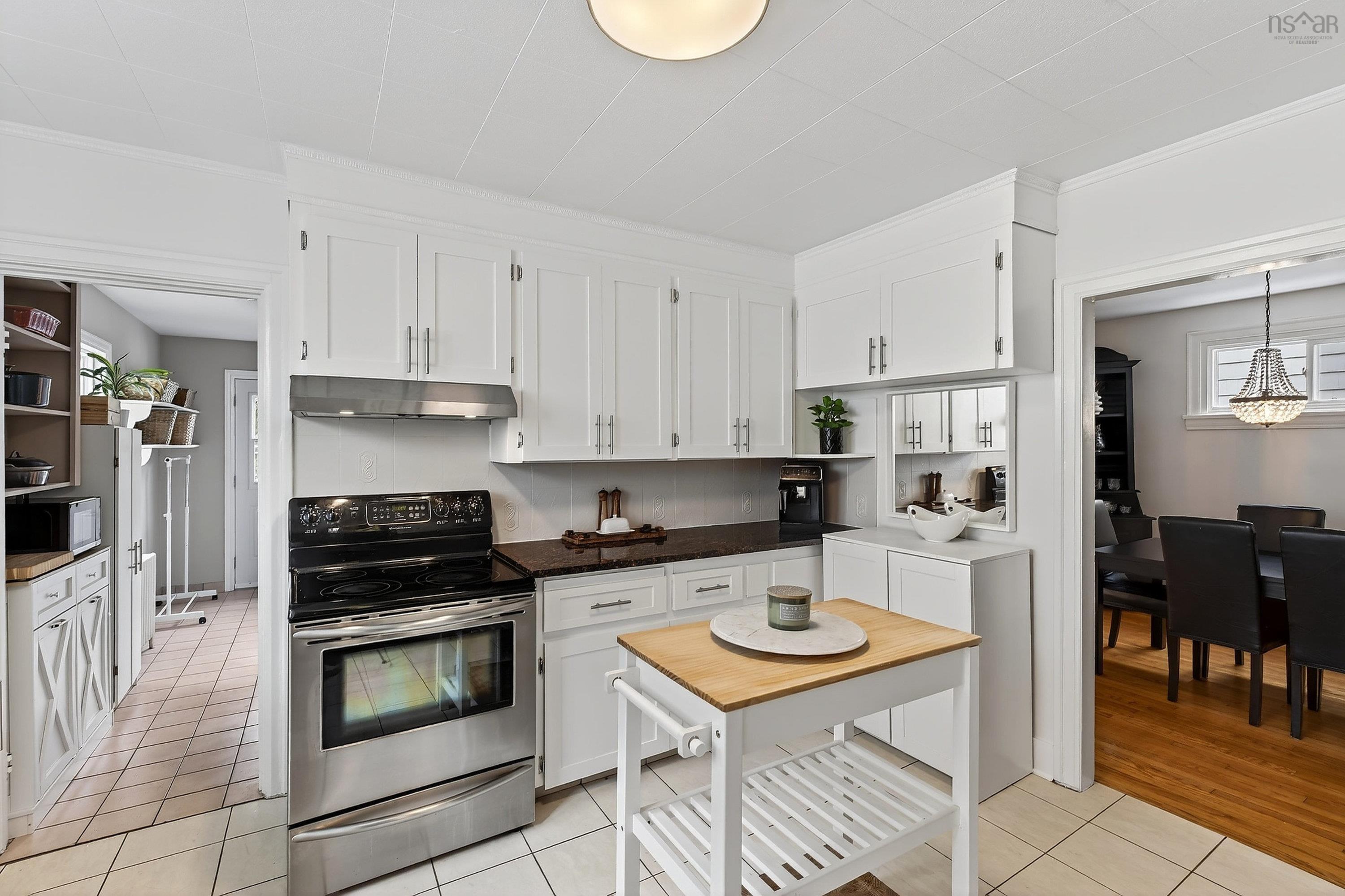 2500 Connaught Avenue, Halifax, NS (MLS 202526909)