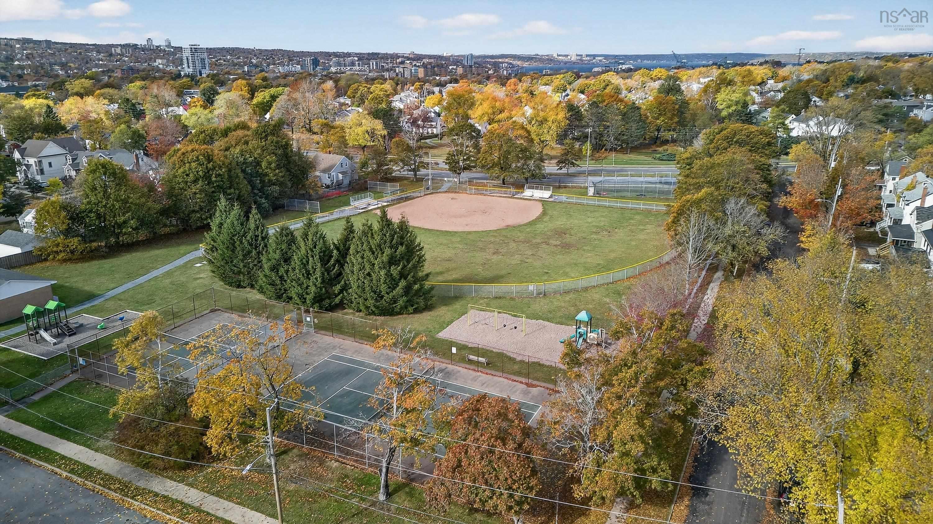 2500 Connaught Avenue, Halifax, NS (MLS 202526909)