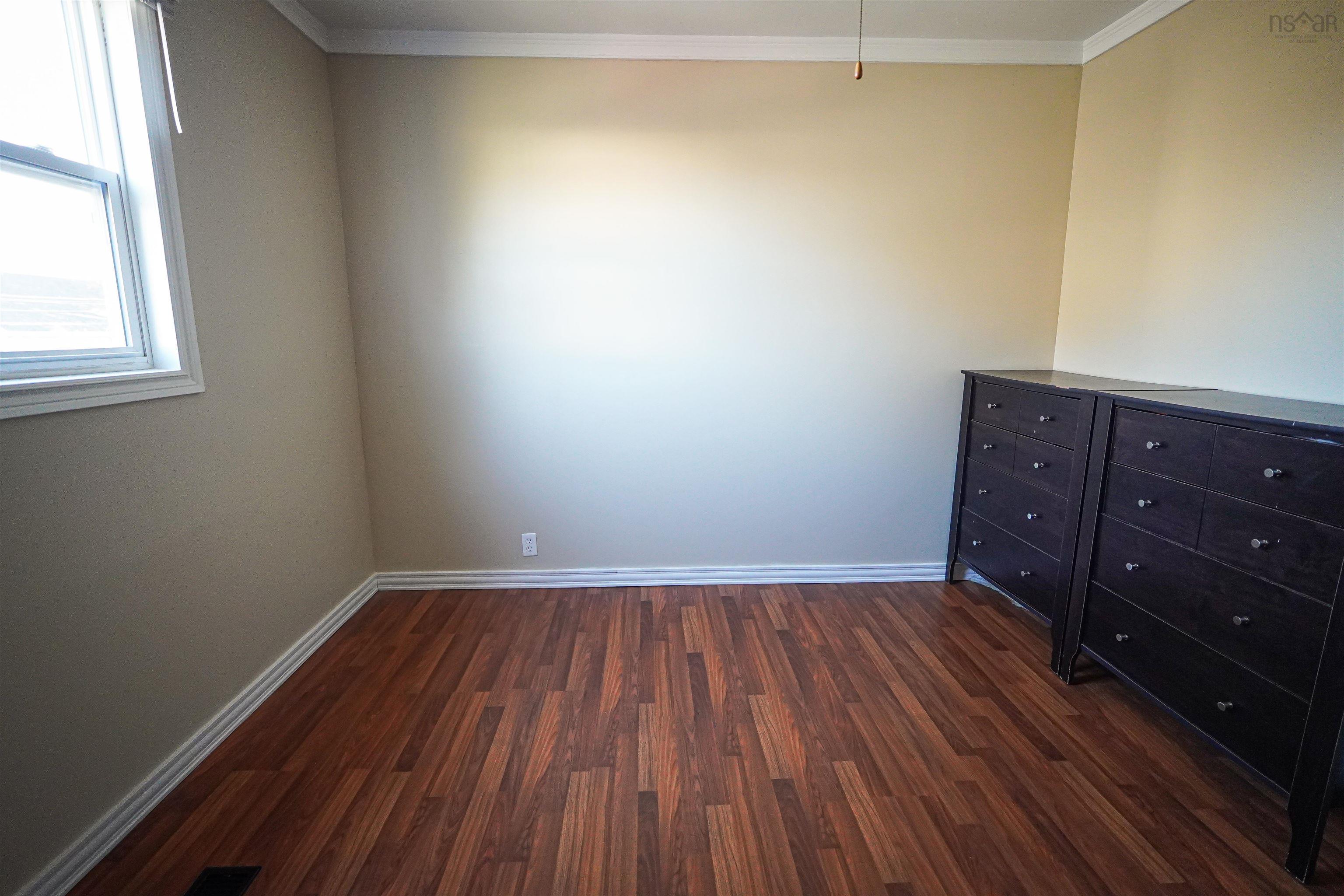 4 Lewis Street, Halifax, NS (MLS 202526918)