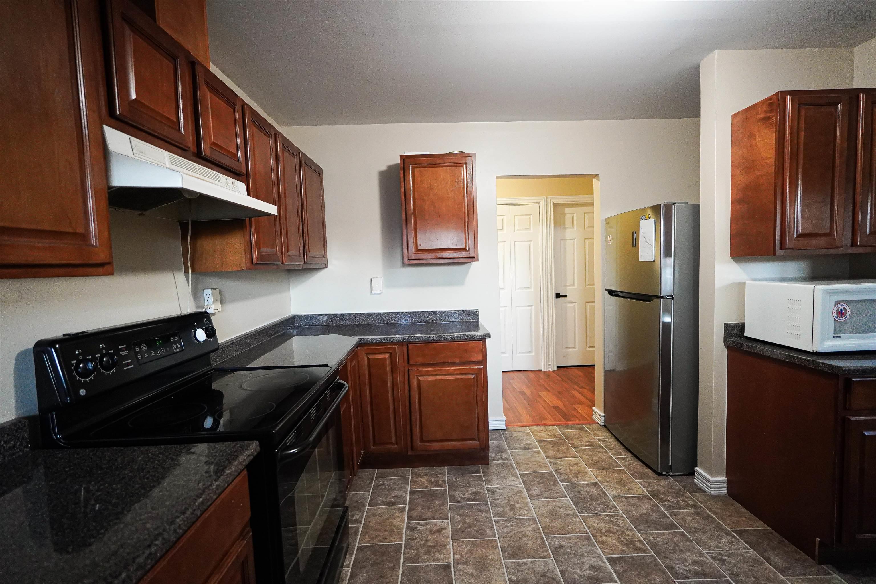 4 Lewis Street, Halifax, NS (MLS 202526918)