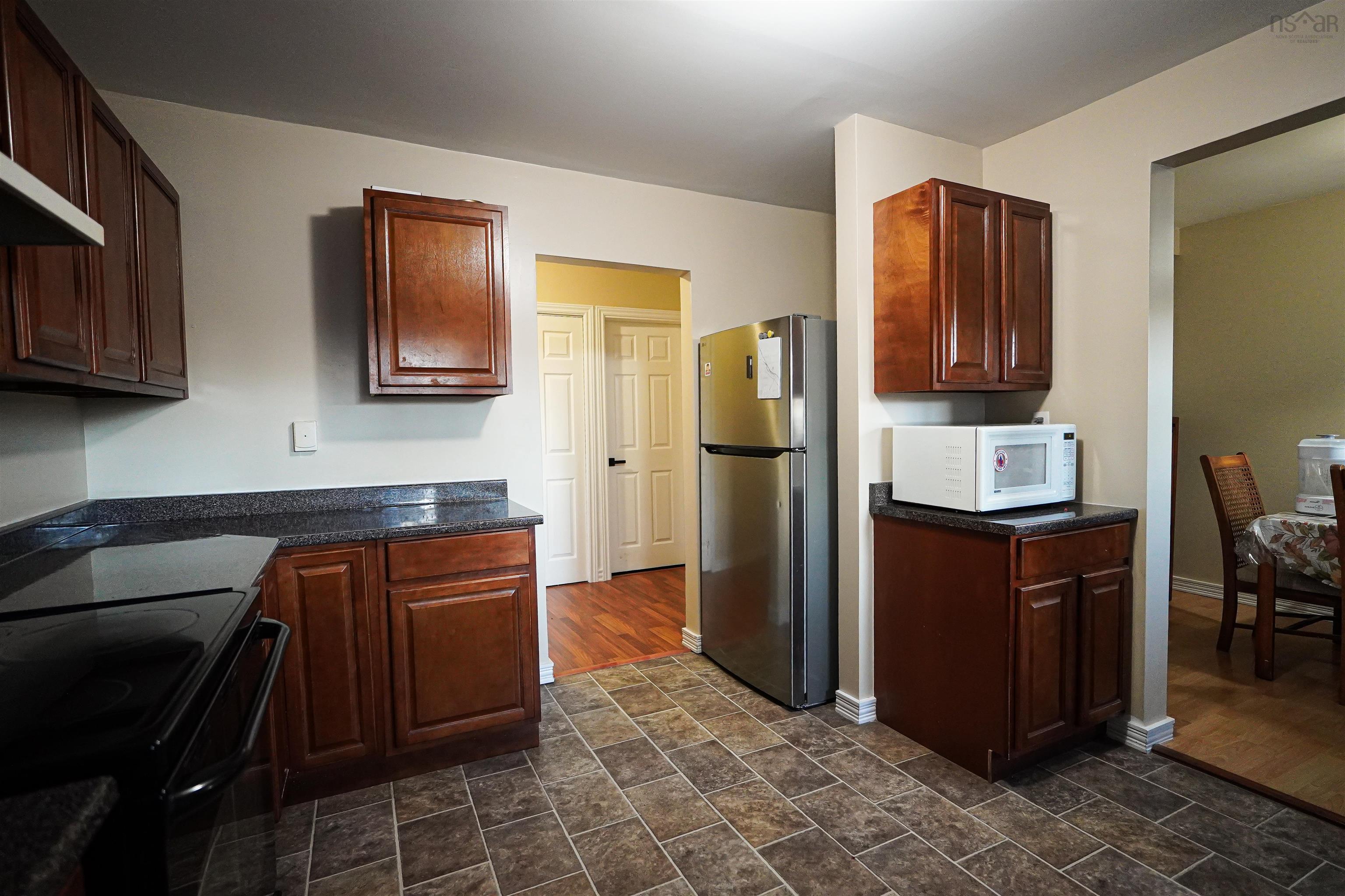 4 Lewis Street, Halifax, NS (MLS 202526918)