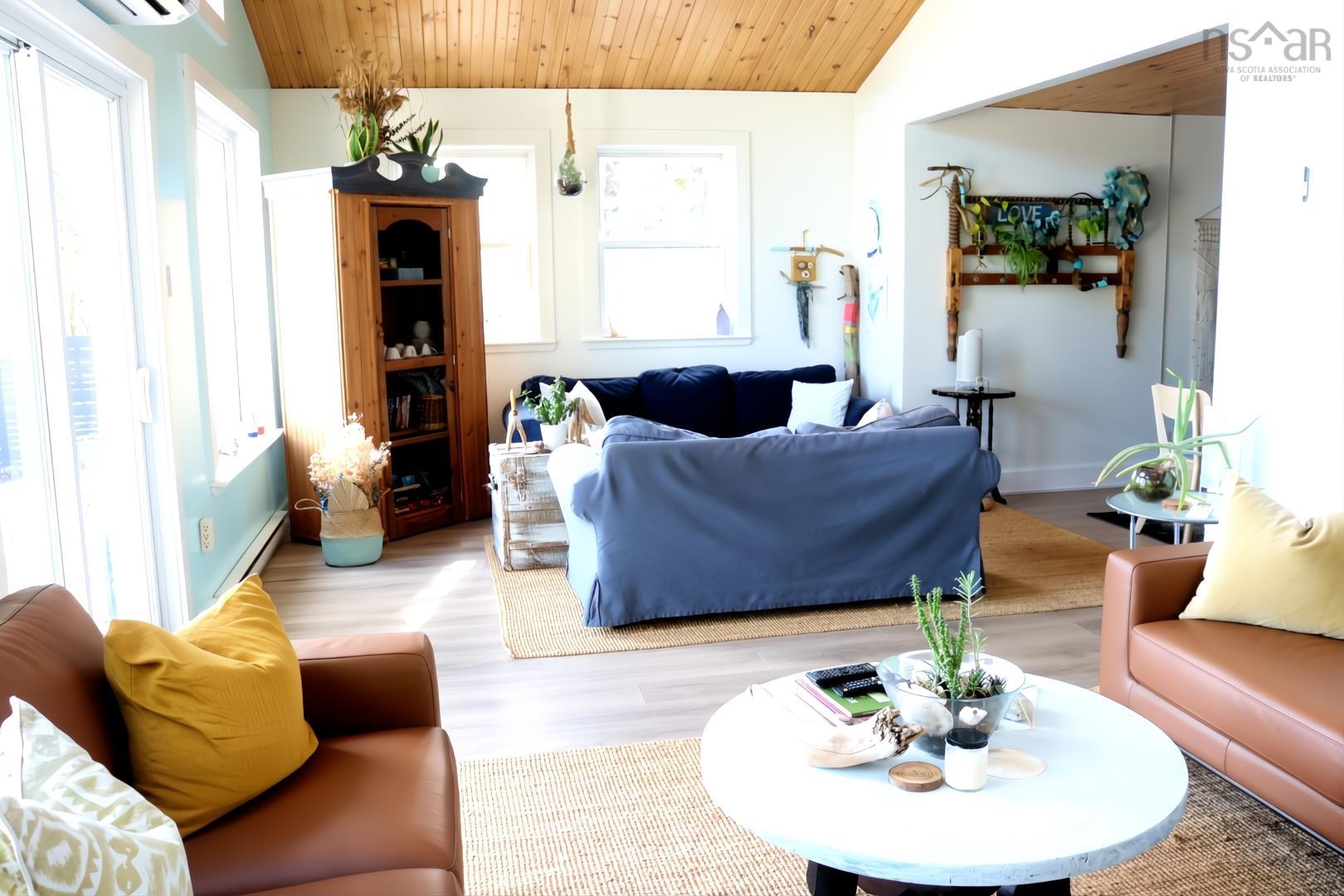 8856 St Margarets Bay Road, Queensland, NS (MLS 202526920)