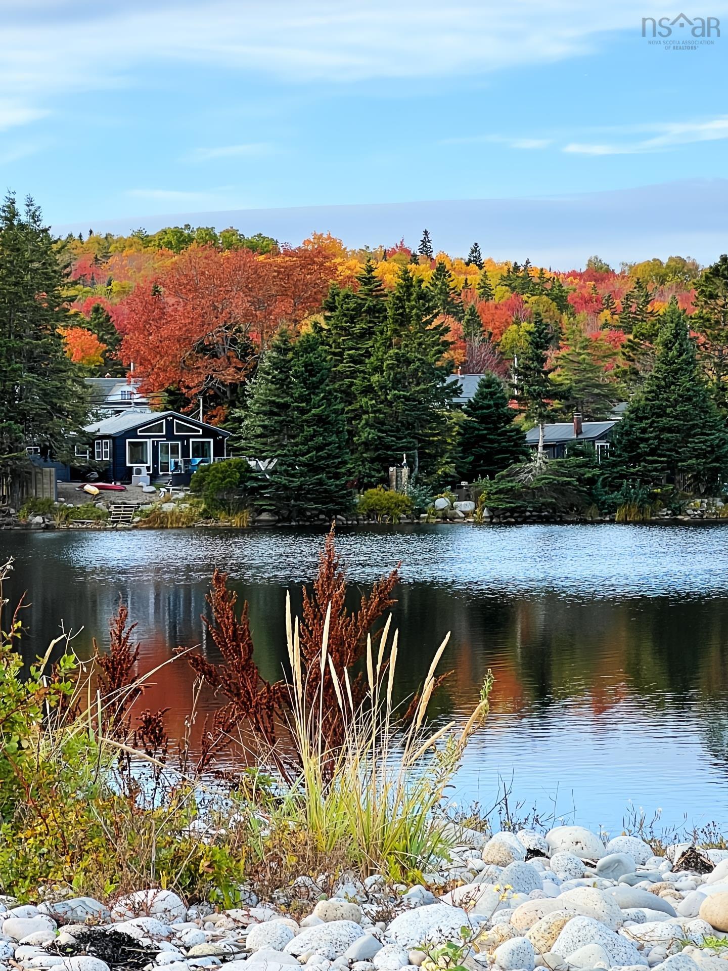 8856 St Margarets Bay Road, Queensland, NS (MLS 202526920)