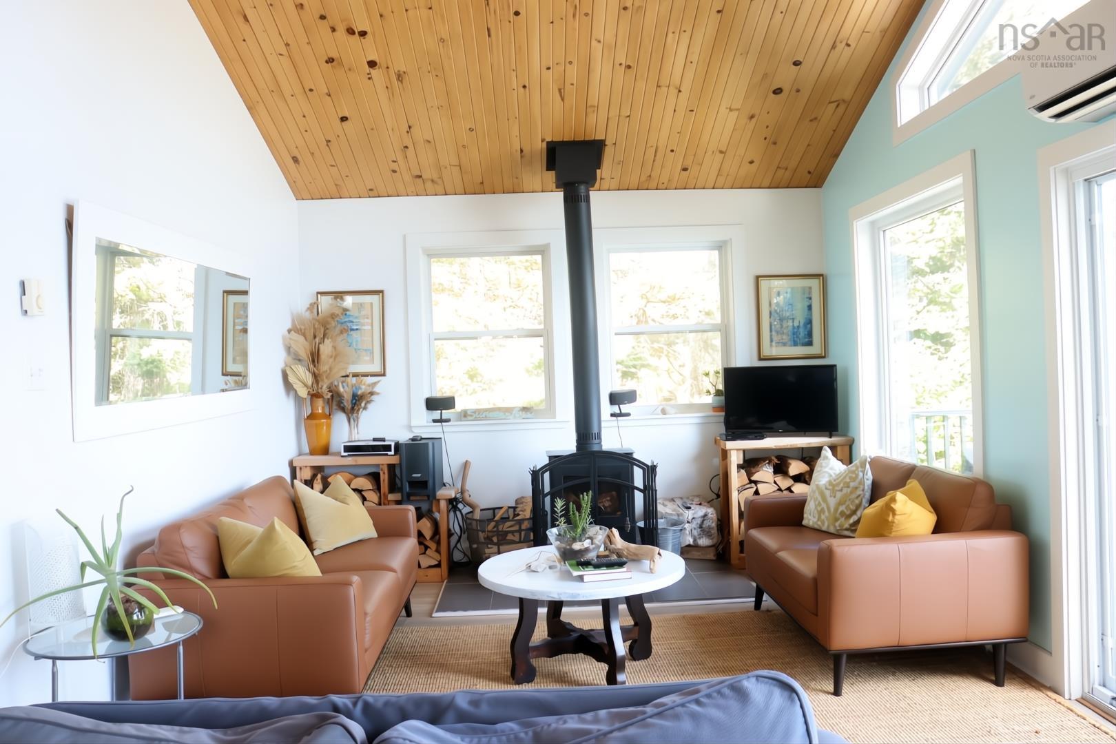 8856 St Margarets Bay Road, Queensland, NS (MLS 202526920)