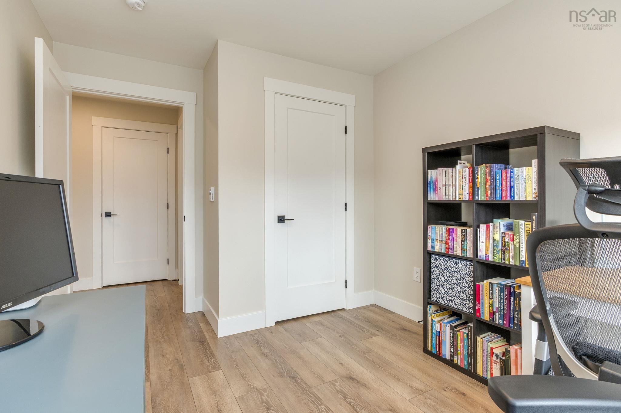 25 Sam Crescent, Enfield, NS (MLS 202526940)