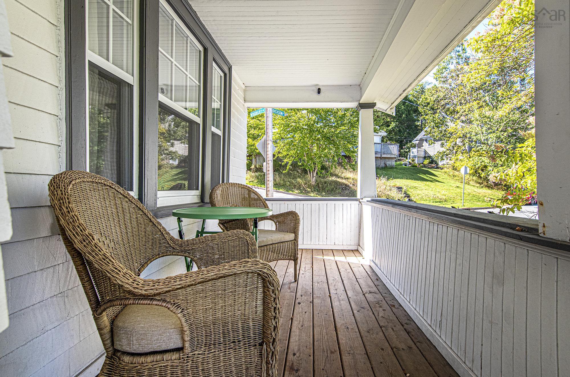 30 Woodbury Drive, Halifax, NS (MLS 202526949)