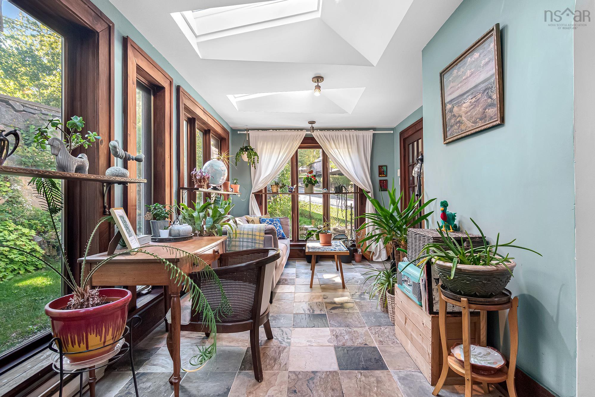 30 Woodbury Drive, Halifax, NS (MLS 202526949)