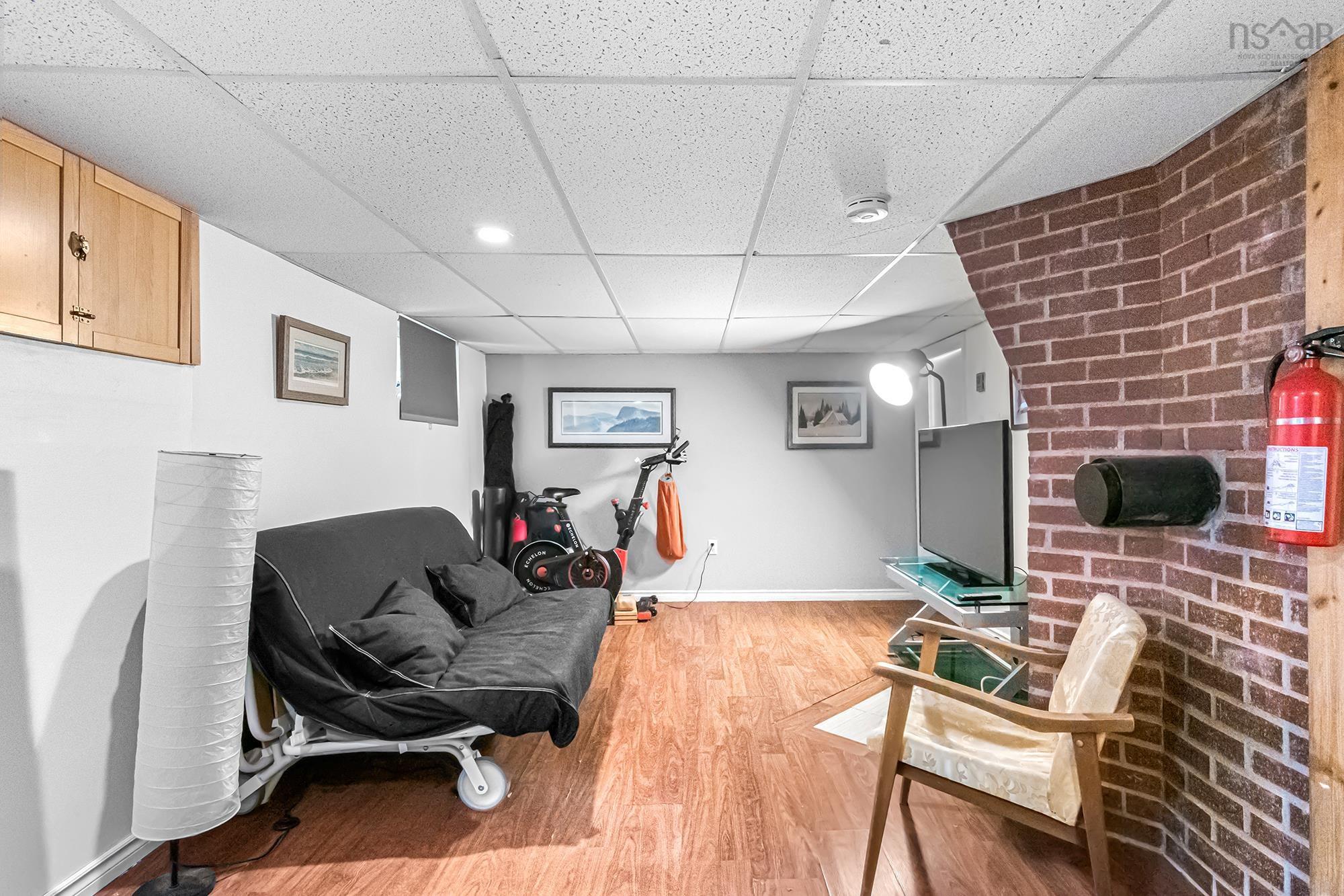 30 Woodbury Drive, Halifax, NS (MLS 202526949)