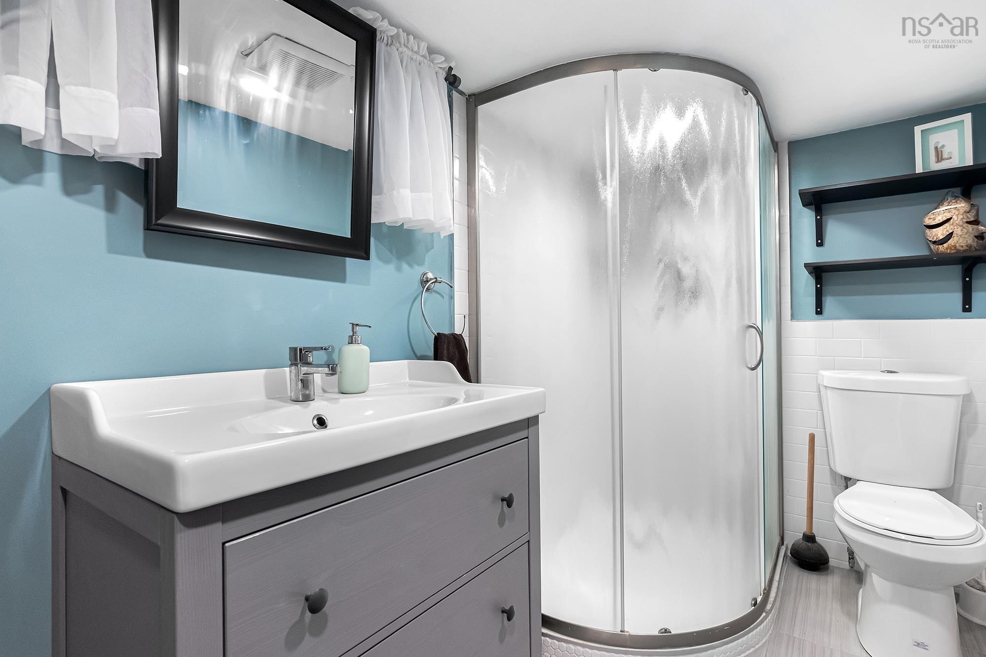 30 Woodbury Drive, Halifax, NS (MLS 202526949)