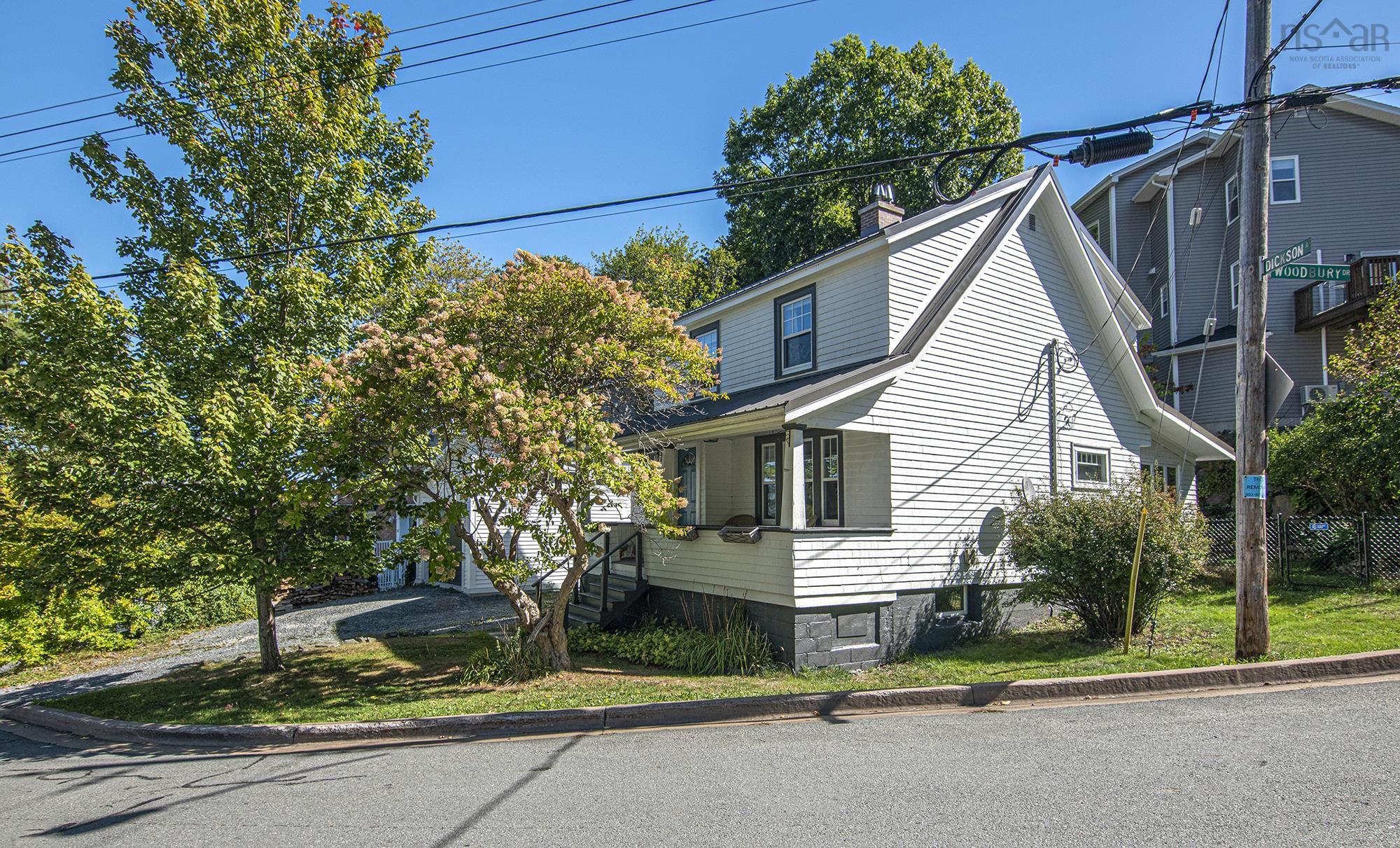 30 Woodbury Drive, Halifax, NS (MLS 202526949)