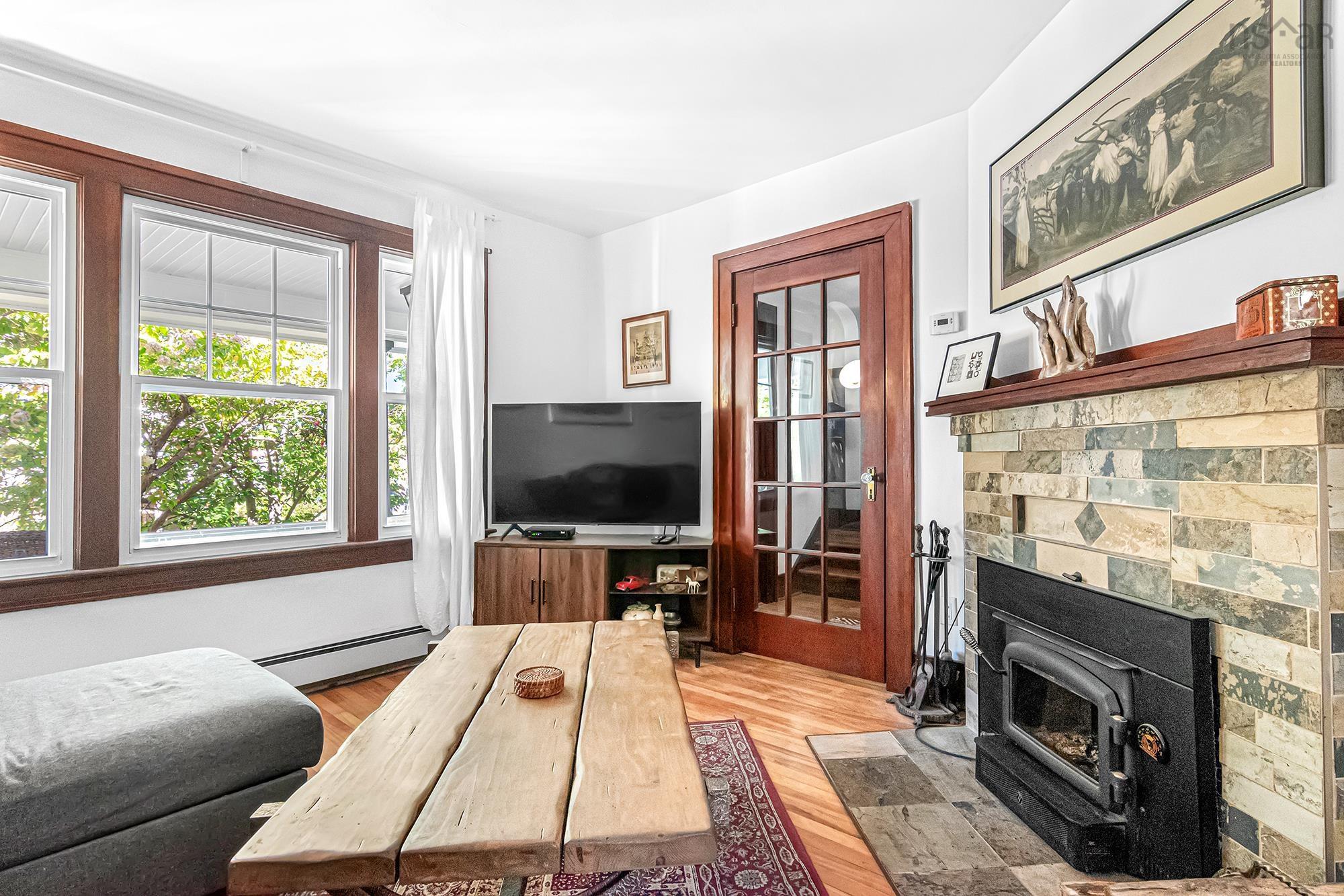 30 Woodbury Drive, Halifax, NS (MLS 202526949)