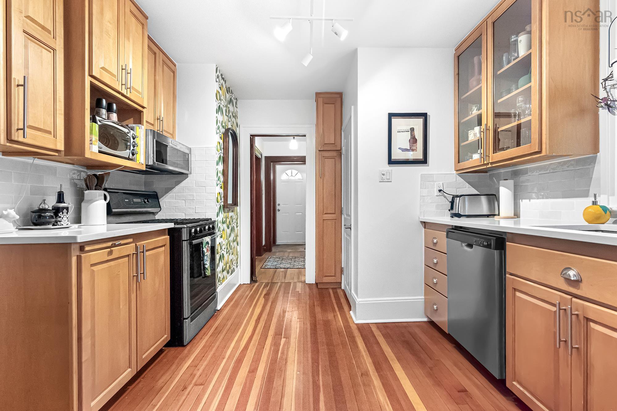 30 Woodbury Drive, Halifax, NS (MLS 202526949)