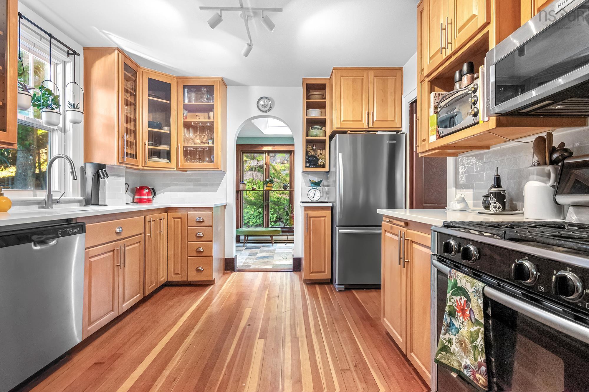 30 Woodbury Drive, Halifax, NS (MLS 202526949)