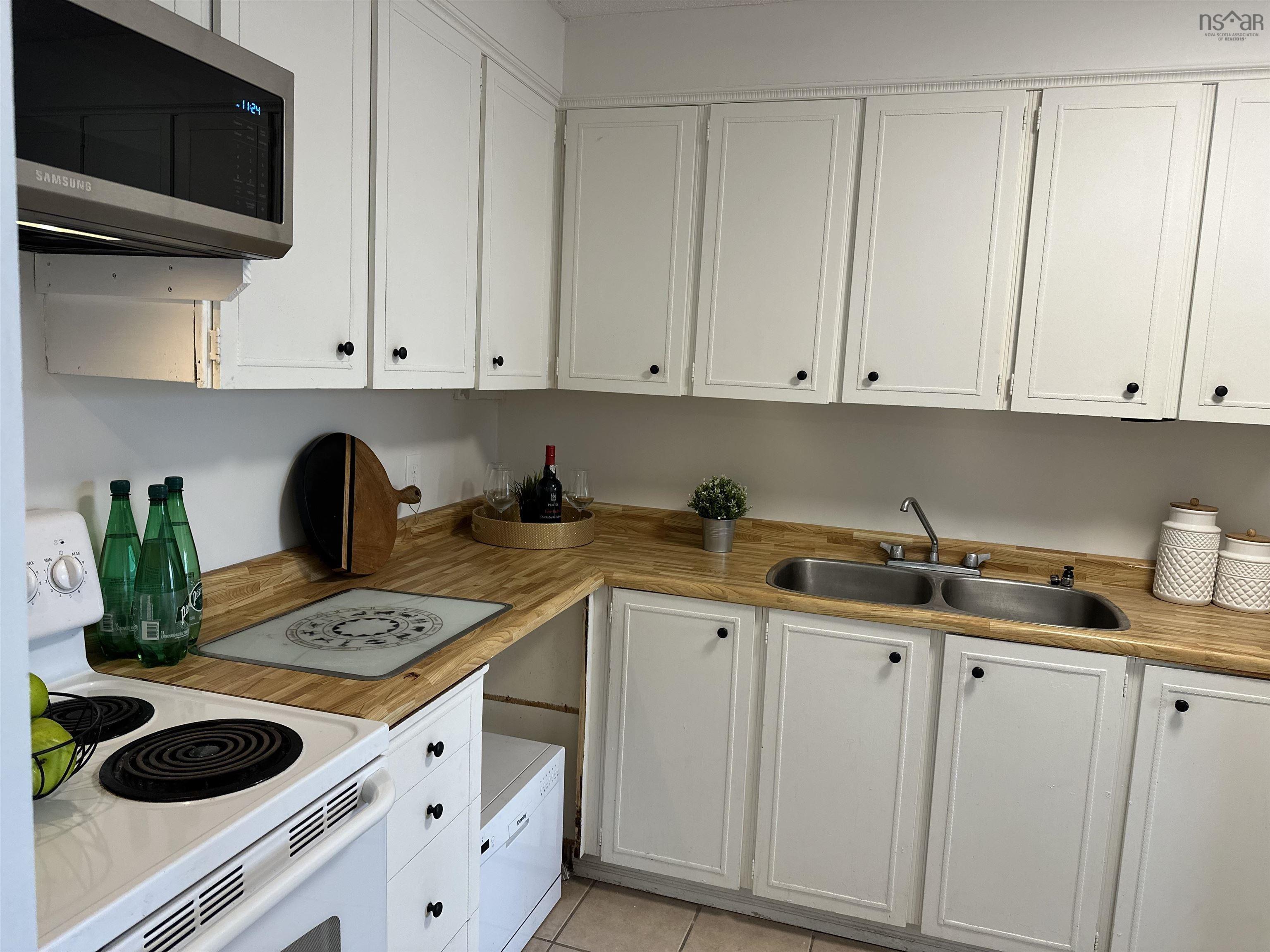 1602 5959 Spring Garden Road, Halifax, NS (MLS 202526960)