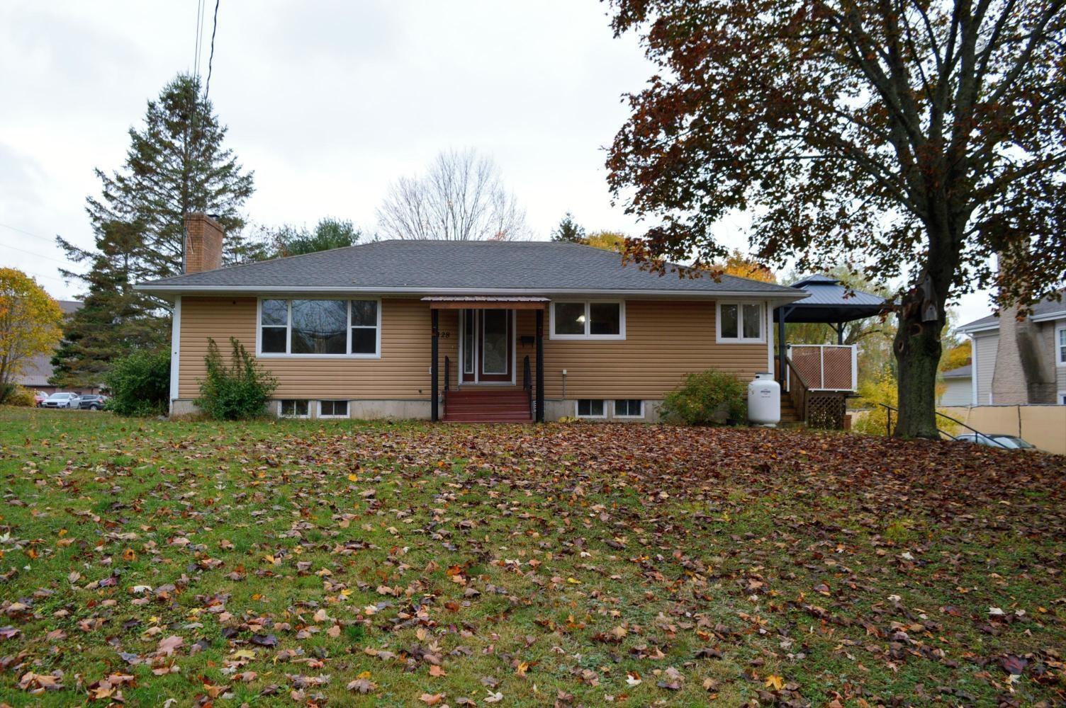 128 Oakdene Avenue, Kentville, NS (MLS® 202526979)