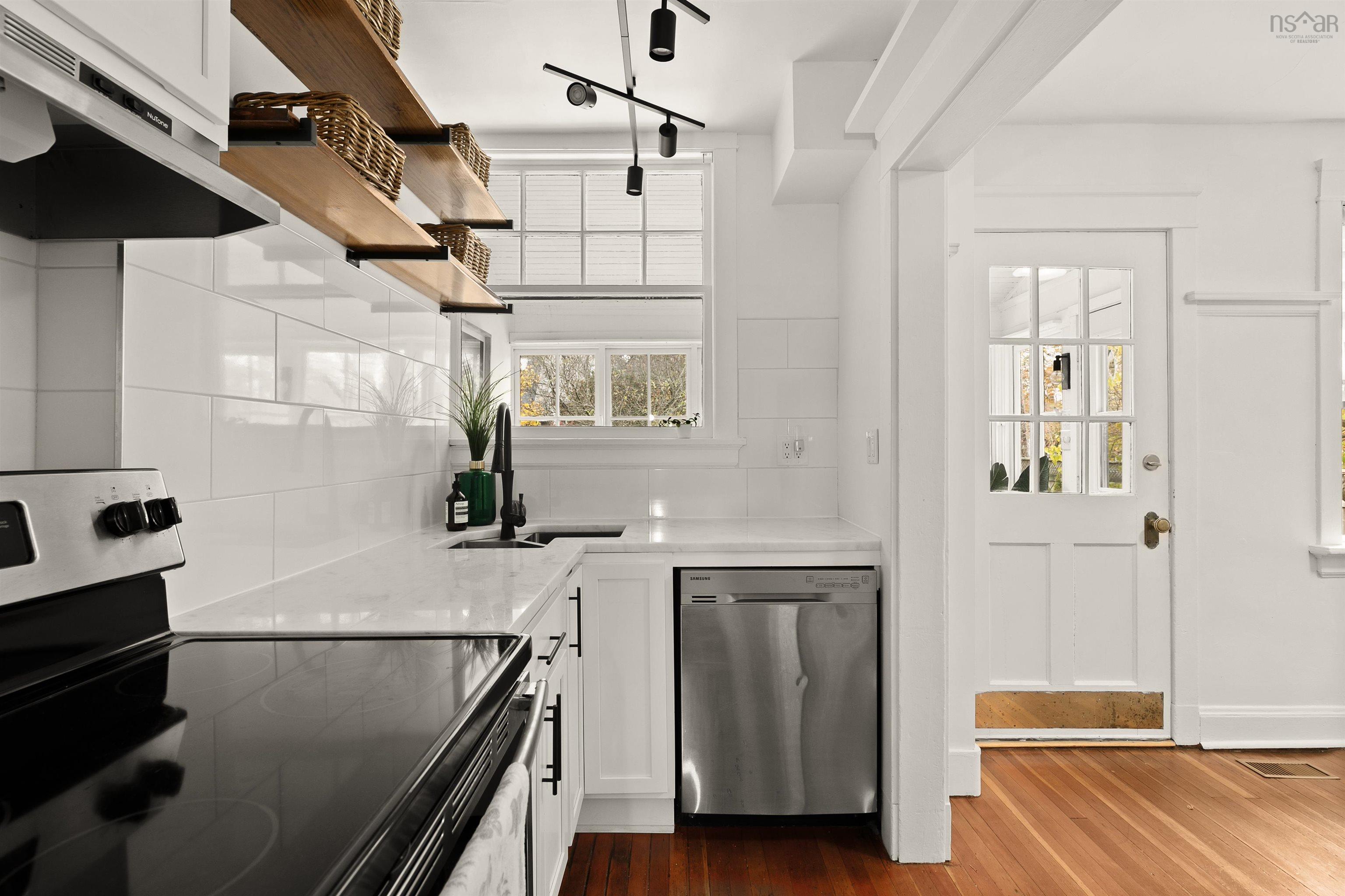 5552 Duffus Street, Halifax, NS (MLS 202526984)