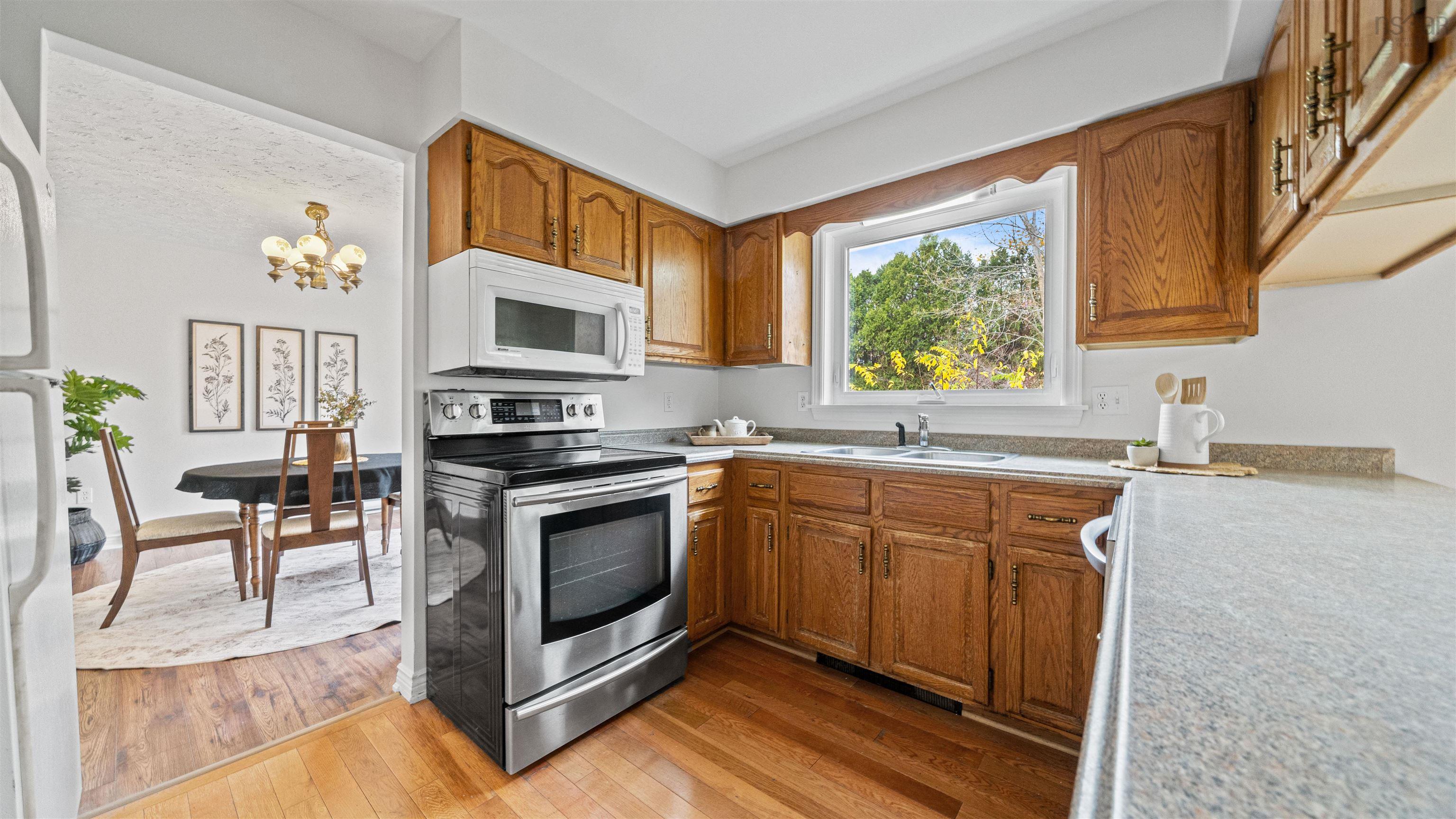 14 Regal Road, Dartmouth, NS (MLS 202526993)