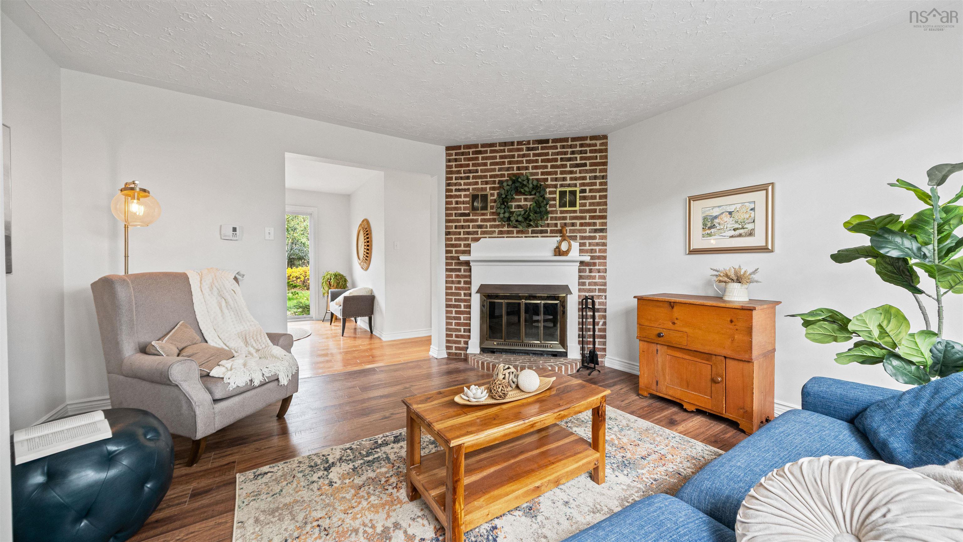 14 Regal Road, Dartmouth, NS (MLS 202526993)