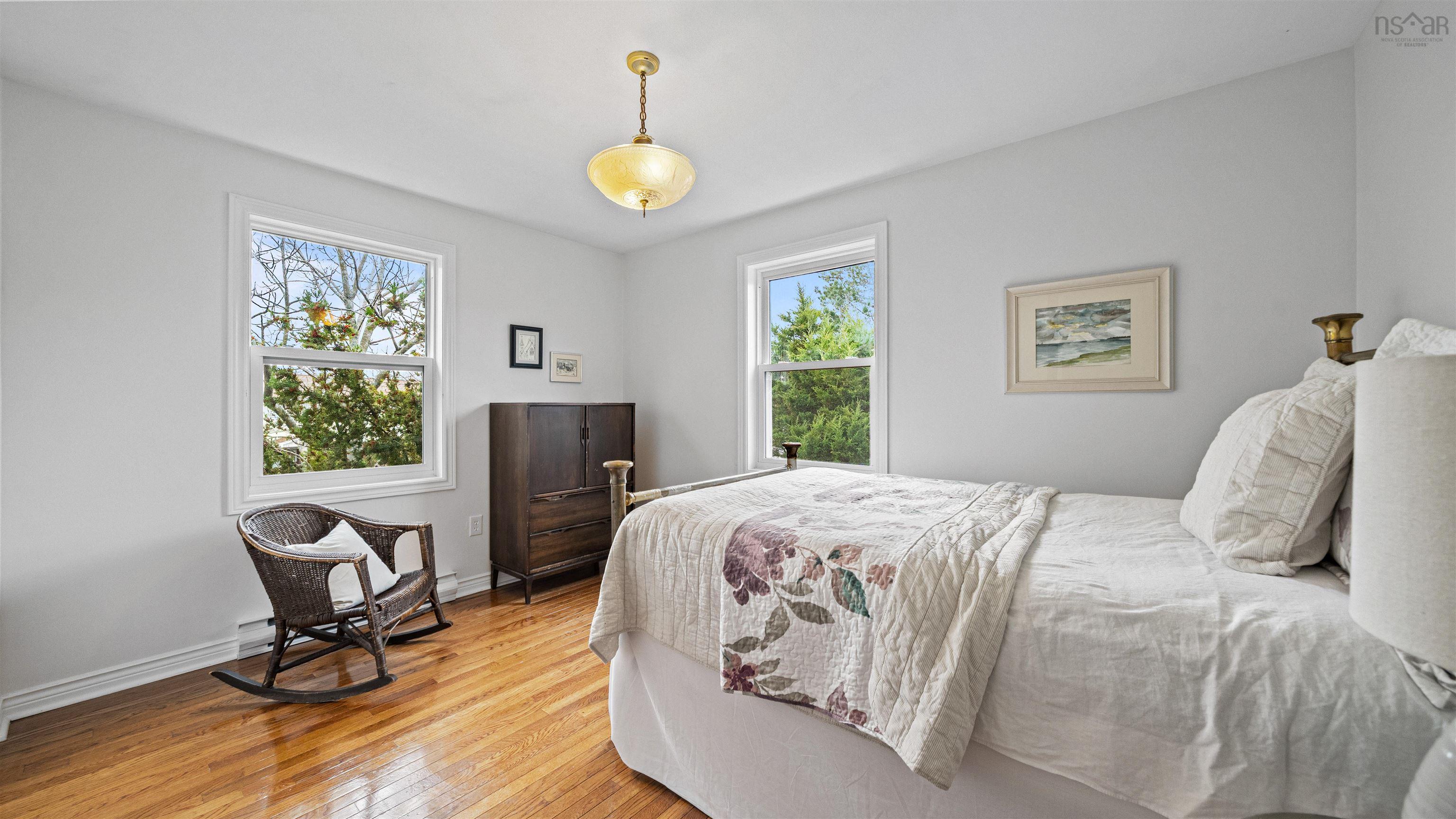 14 Regal Road, Dartmouth, NS (MLS 202526993)