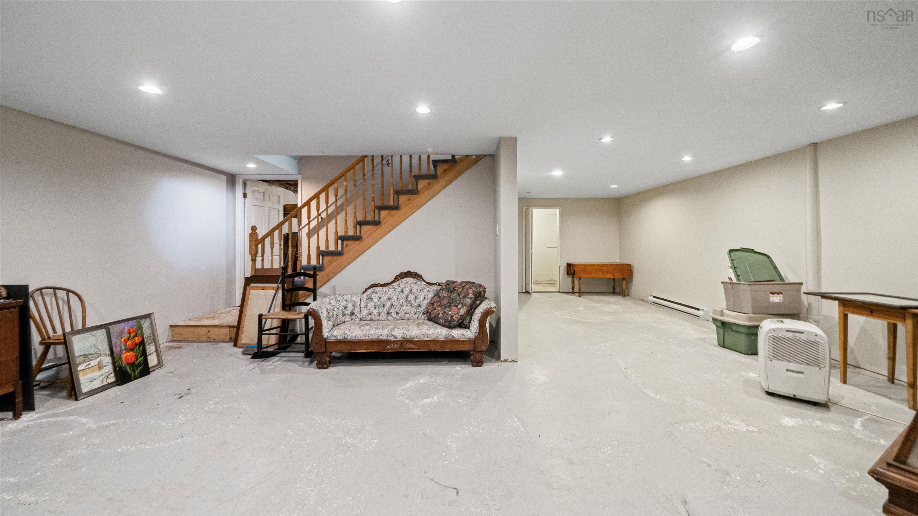 14 Regal Road, Dartmouth, NS (MLS 202526993)