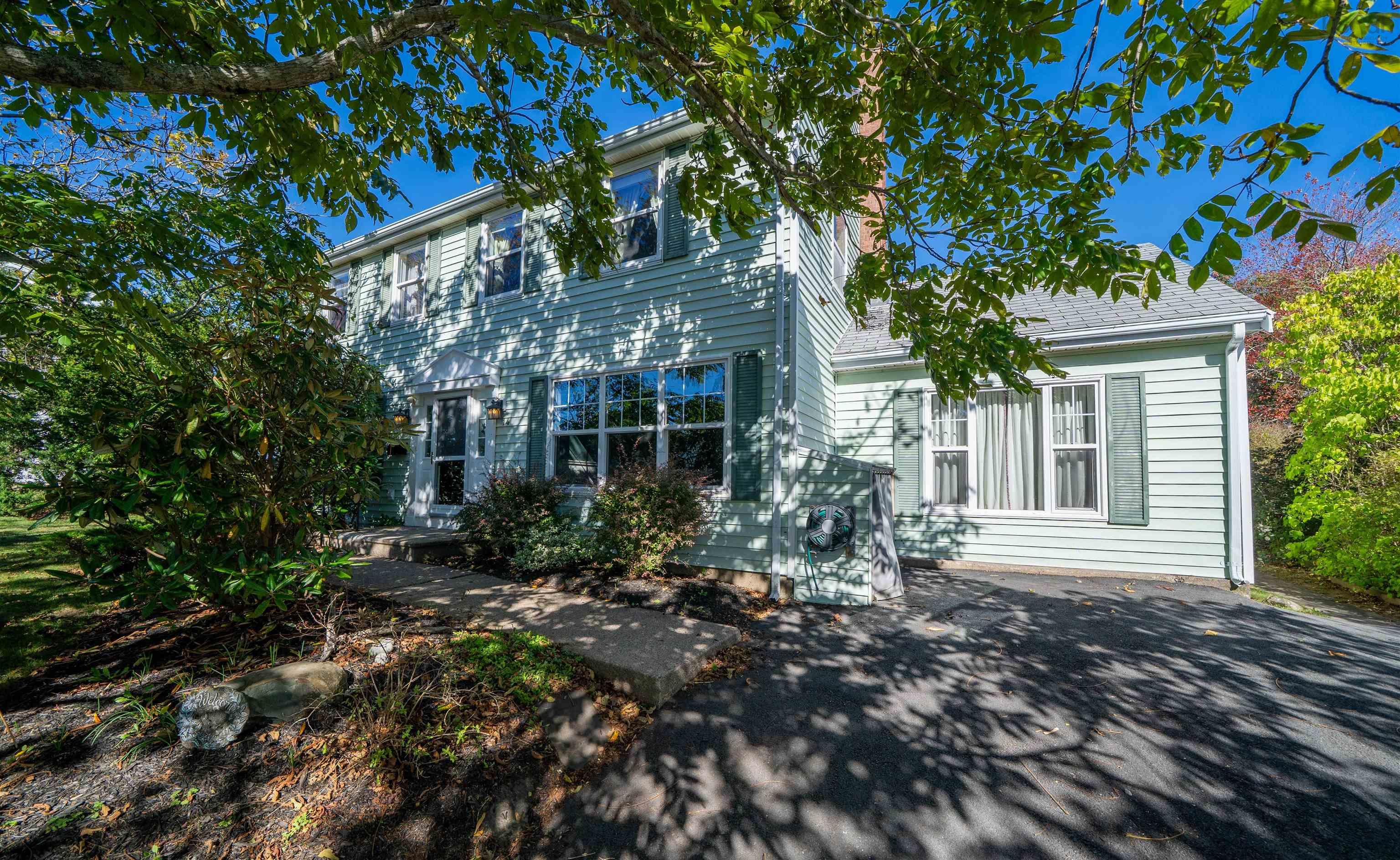 14 Regal Road, Dartmouth, NS (MLS 202526993)