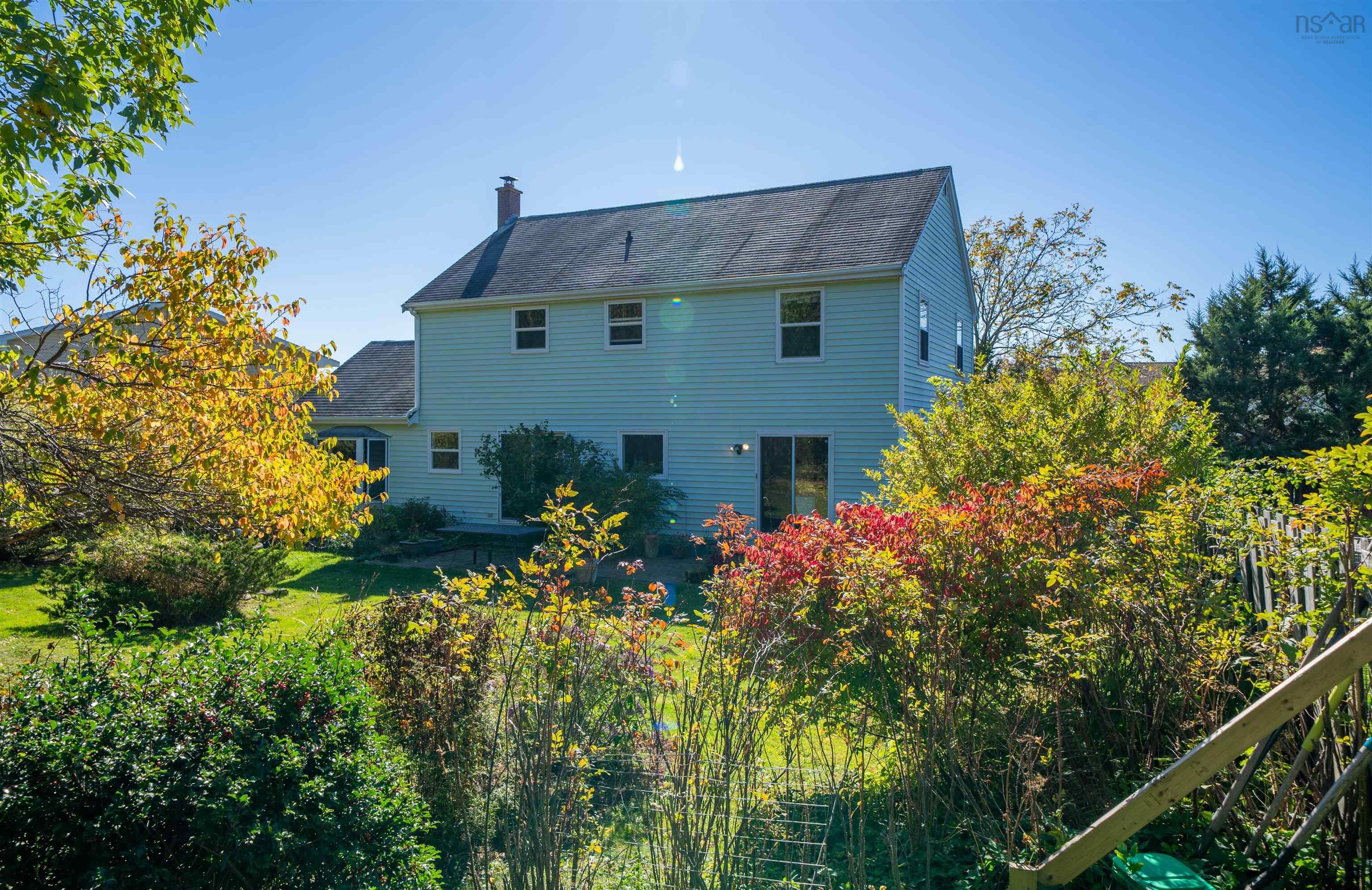 14 Regal Road, Dartmouth, NS (MLS 202526993)