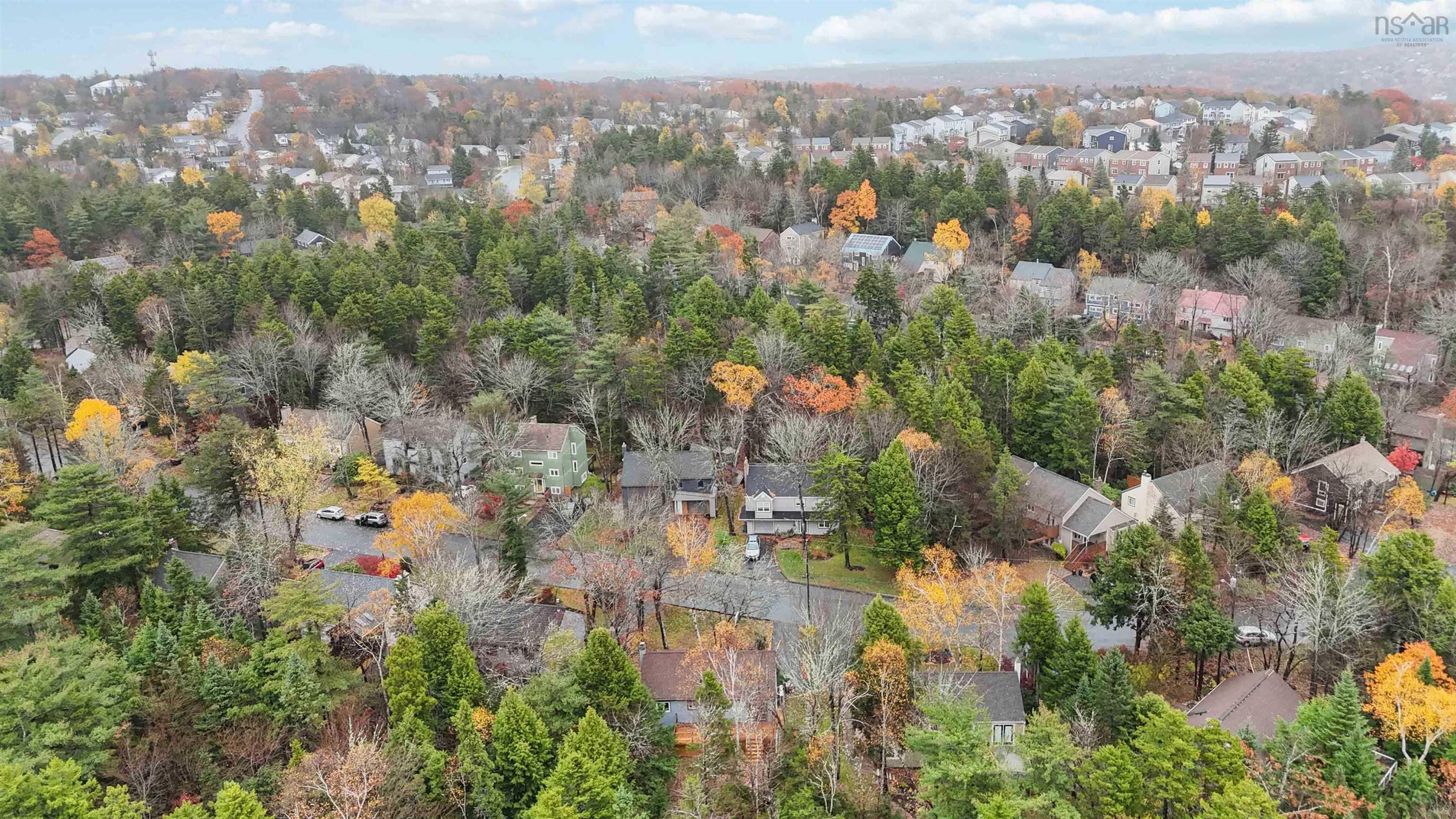 26 Village Crescent, Bedford, NS (MLS 202527005)