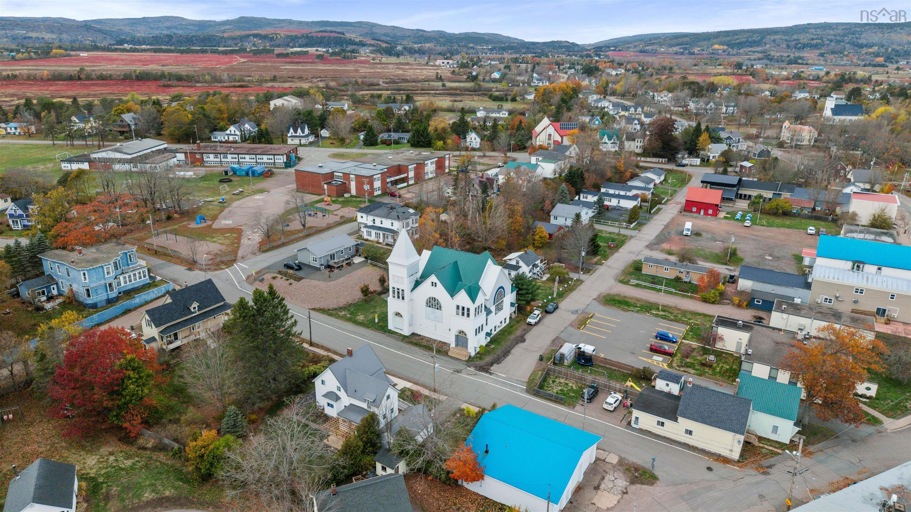 171 Queen Street, Parrsboro, NS (MLS® 202527070)