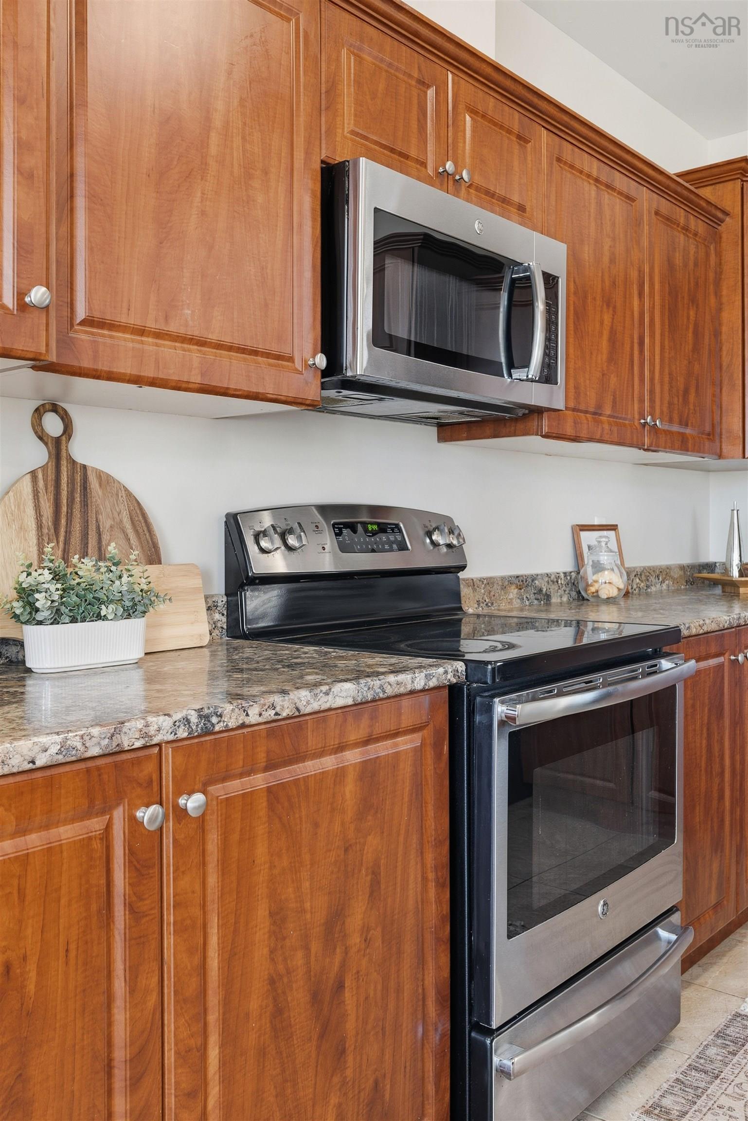 4 Armenia Drive, Bedford, NS (MLS 202527151)