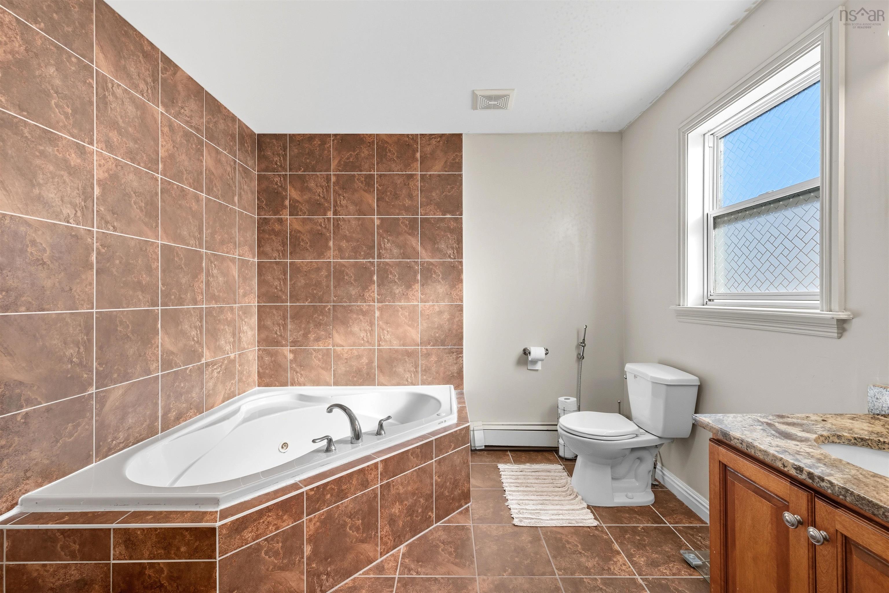 7 Fathom Court, Halifax, NS (MLS 202527213)