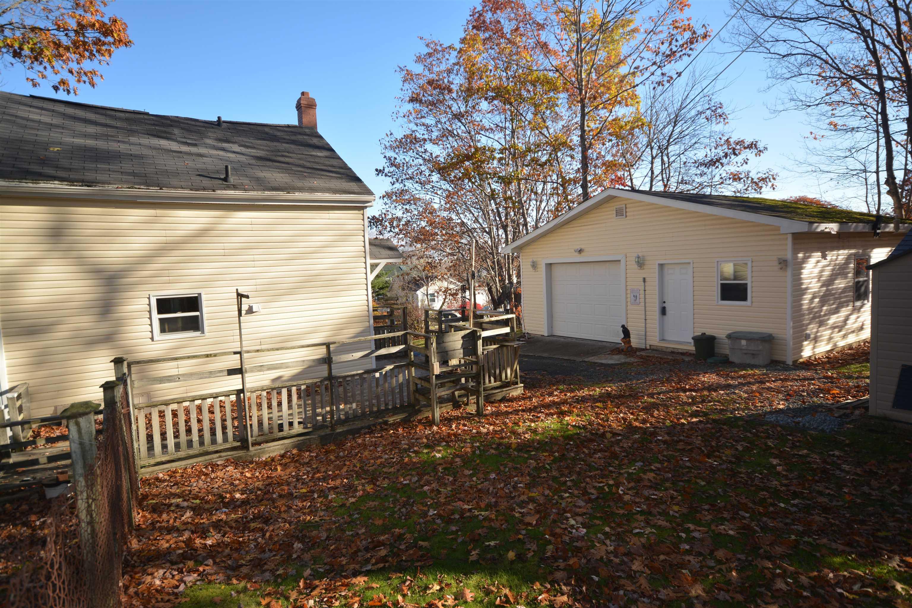 6 Nelson Avenue, Halifax, NS (MLS 202527225)