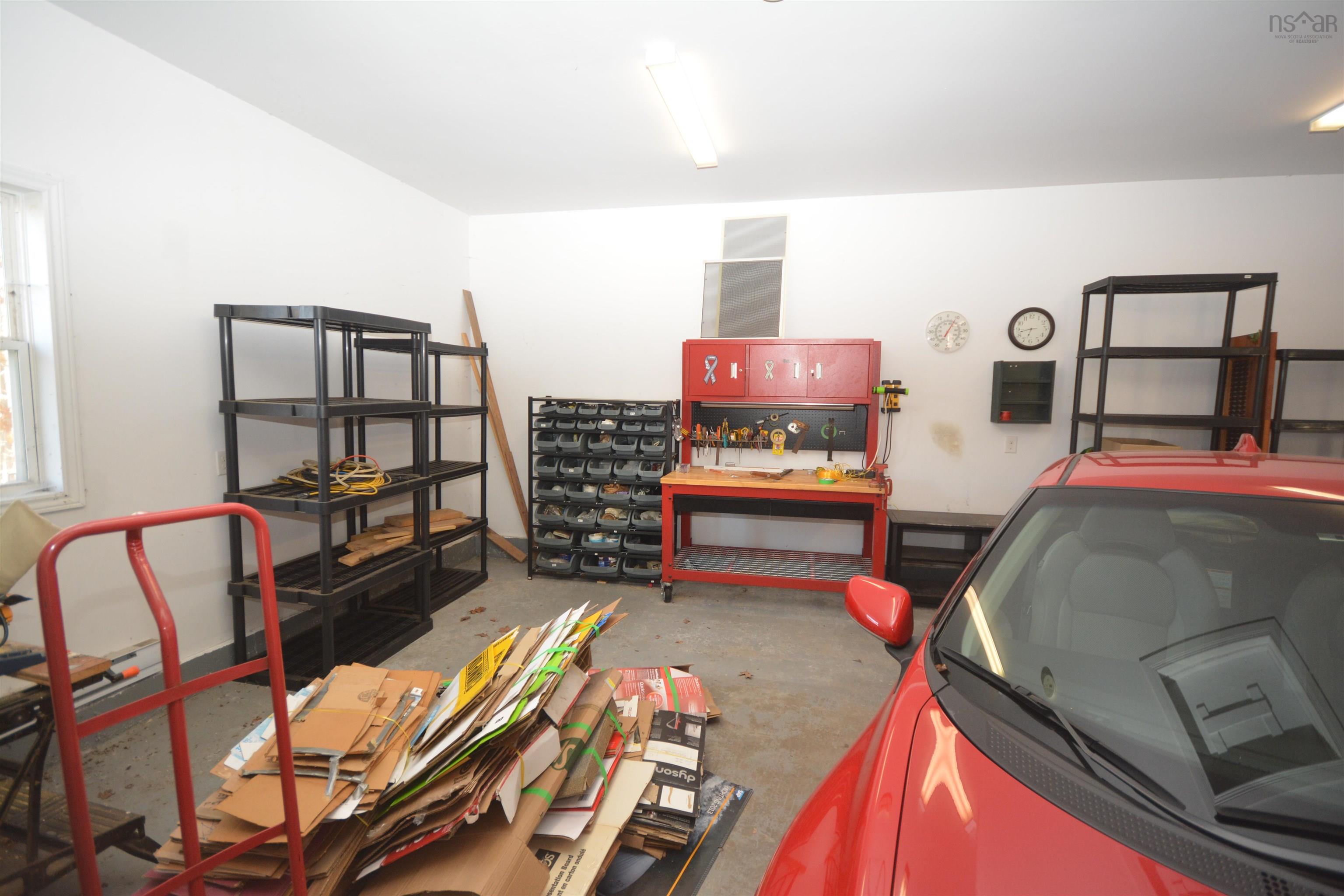 6 Nelson Avenue, Halifax, NS (MLS 202527225)