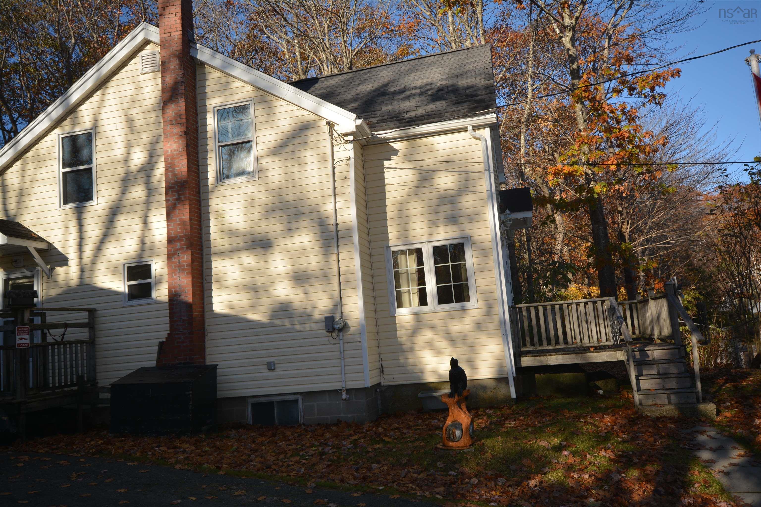 6 Nelson Avenue, Halifax, NS (MLS 202527225)