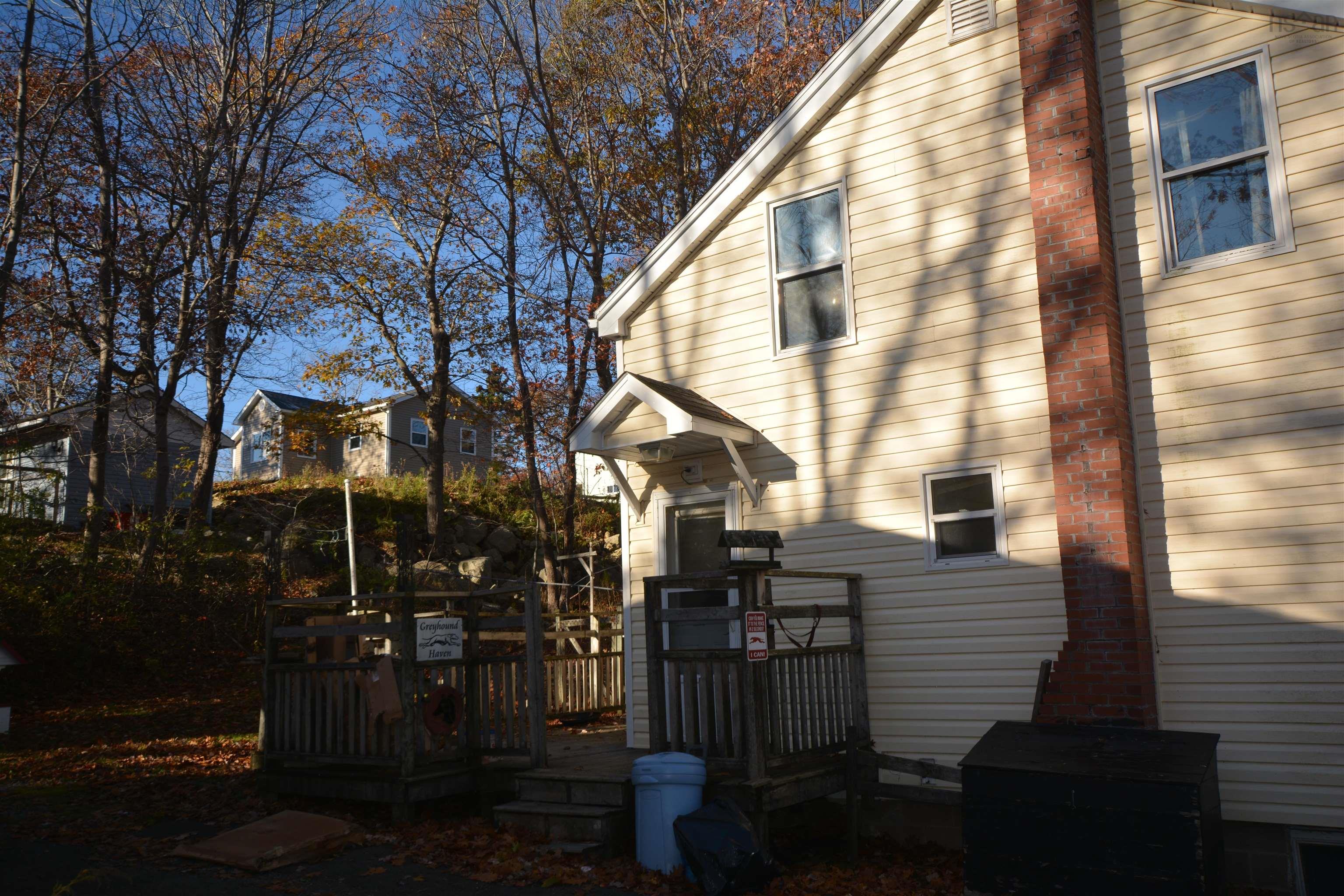 6 Nelson Avenue, Halifax, NS (MLS 202527225)