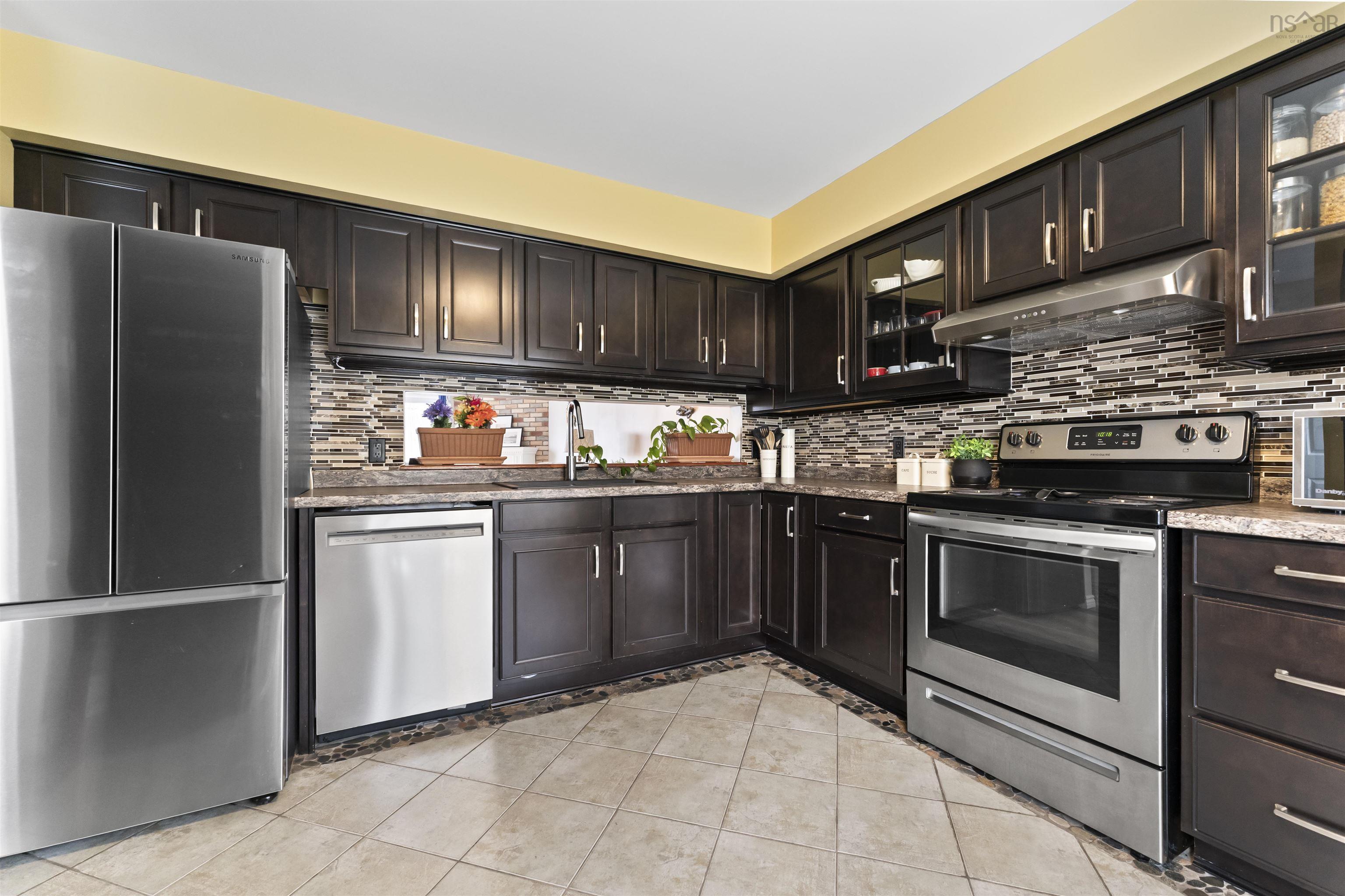 130 Rutledge Street, Bedford, NS (MLS 202527237)