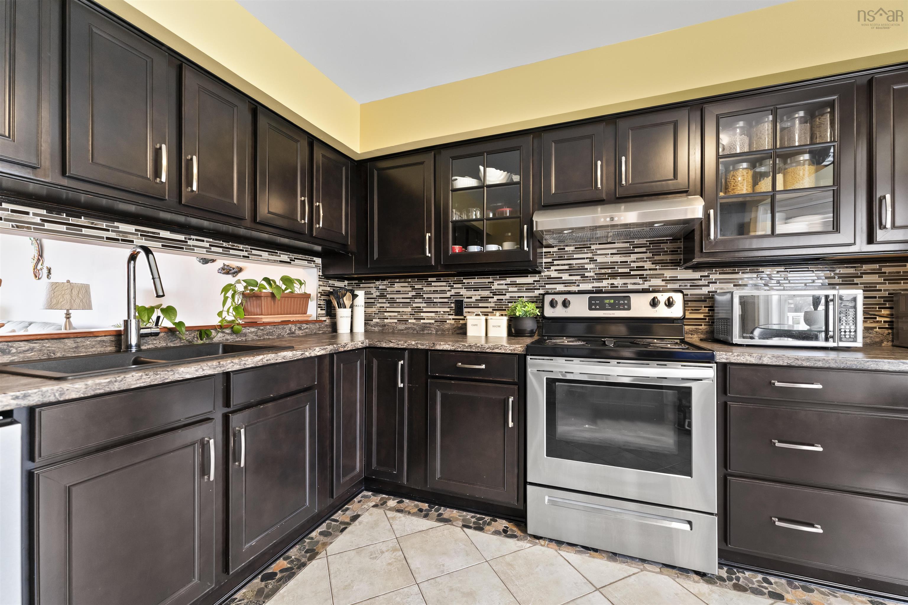 130 Rutledge Street, Bedford, NS (MLS 202527237)