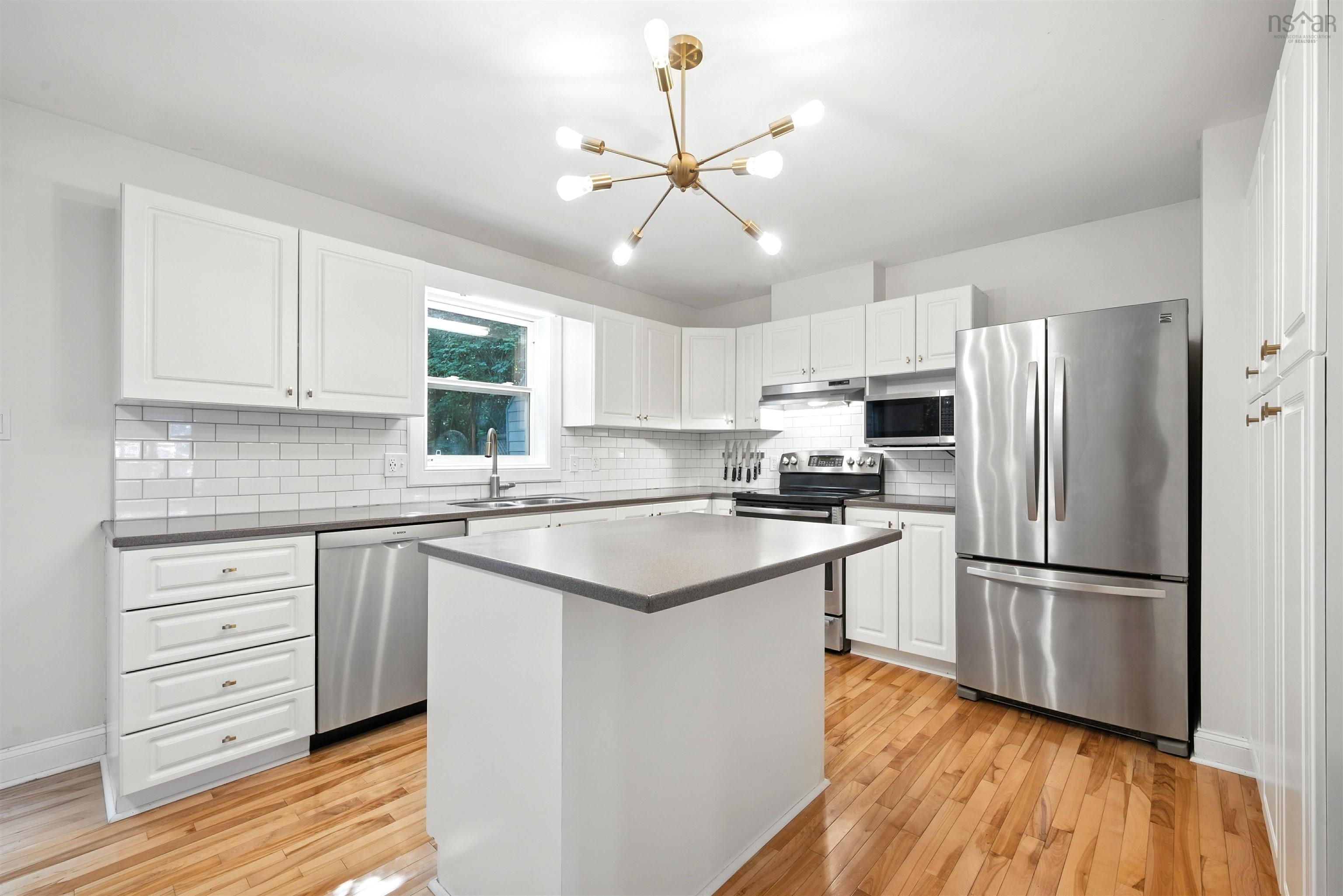 221 Spinnaker Drive, Halifax Peninsula, NS (MLS 202527312)