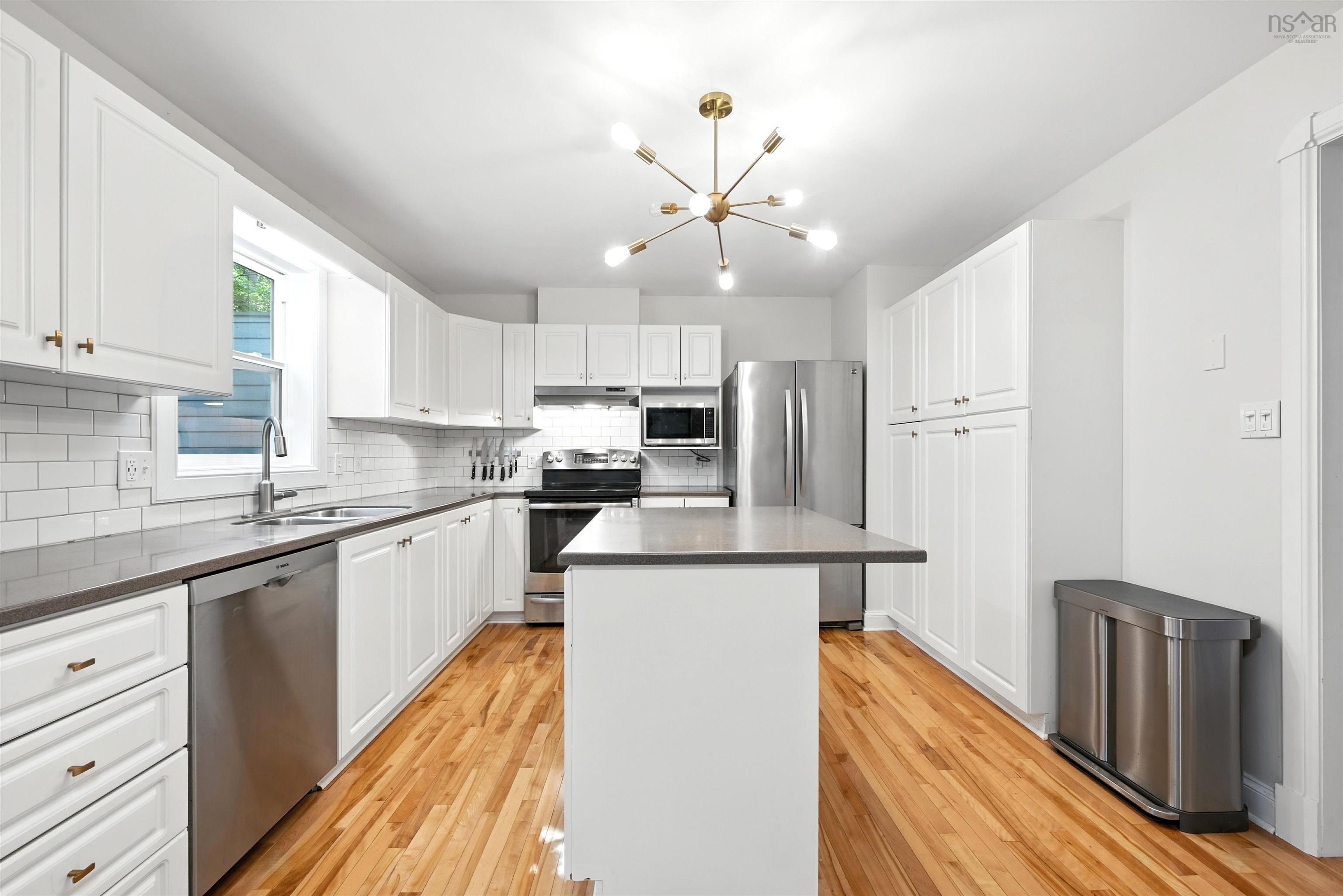 221 Spinnaker Drive, Halifax Peninsula, NS (MLS 202527312)