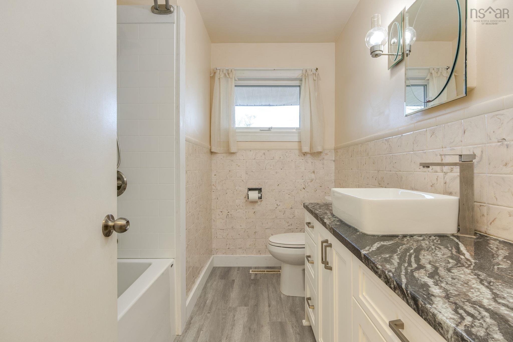 34 Hazelholme Drive, Halifax, NS (MLS 202527333)