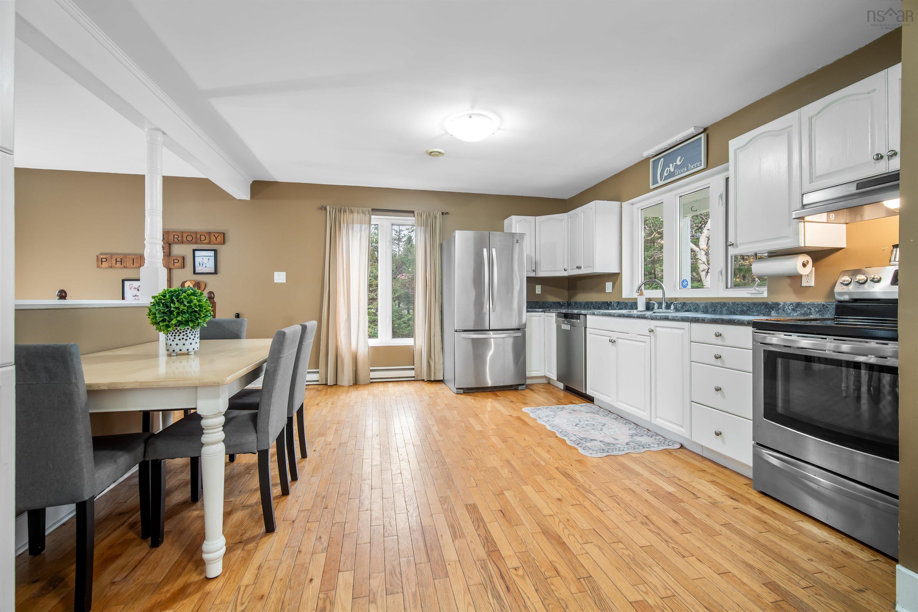 806 Prospect Bay Road, Prospect Bay, NS (MLS 202527355)